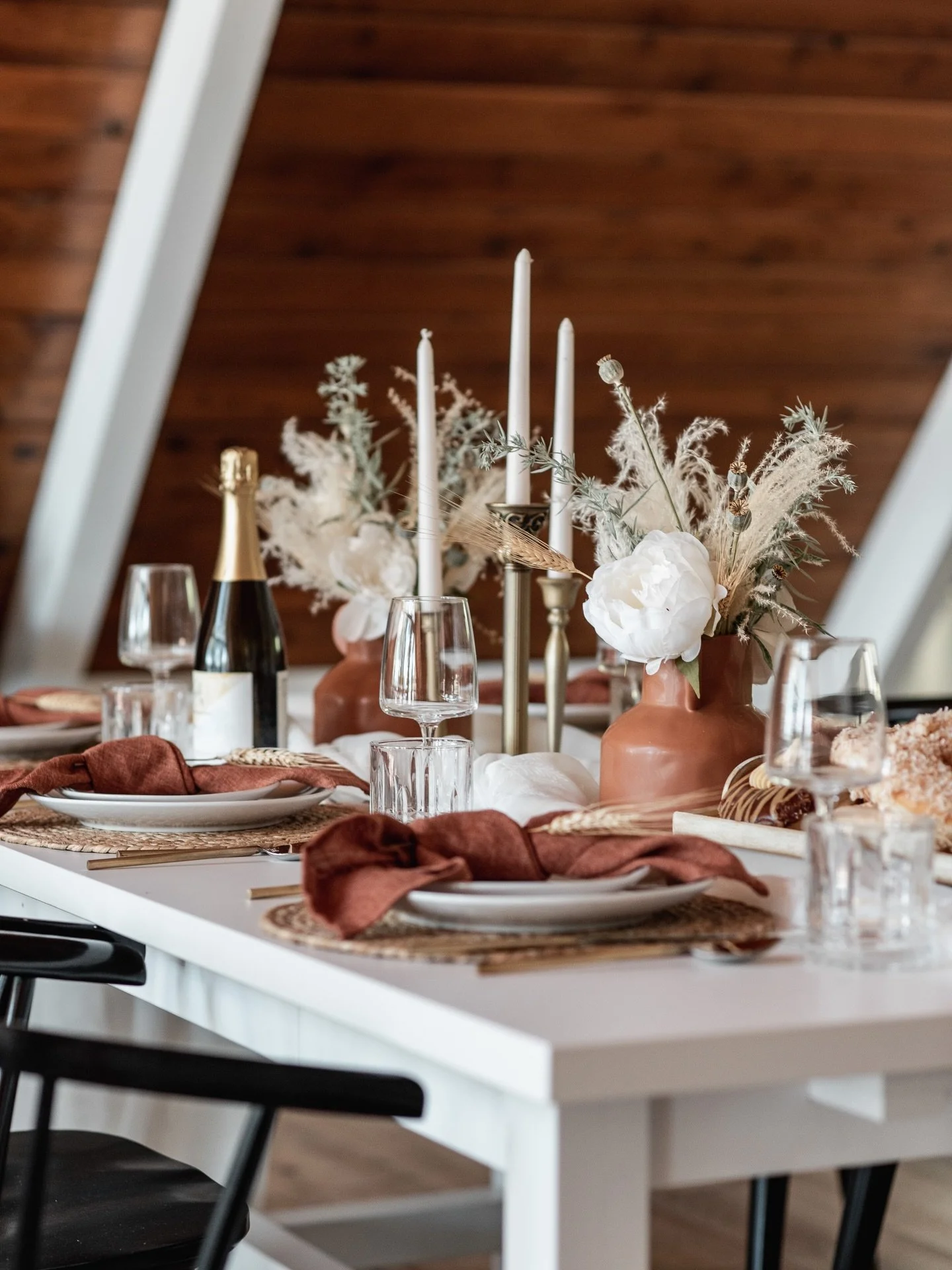 Thanksgiving is almost here, and while most people are focused on menus and guest lists, I want to invite you to elevate the entire experience&mdash;from ambiance to attire to your personal presence.
This year, let&rsquo;s make Thanksgiving not just 