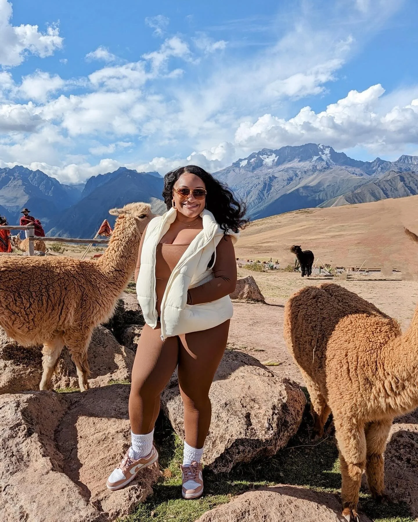 Adventures in Per&uacute; 🇵🇪 
&bull;
&bull;
&bull;
#worldwonders #machupicchu #peru #solotraveler #richauntievibes #richauntieenergy #richauntietravels #mixedchicks #dmvhairstylist #dmv #bmore #dc #afrolatina #blackgirlmagic #blackgirlsrock #hbcu #