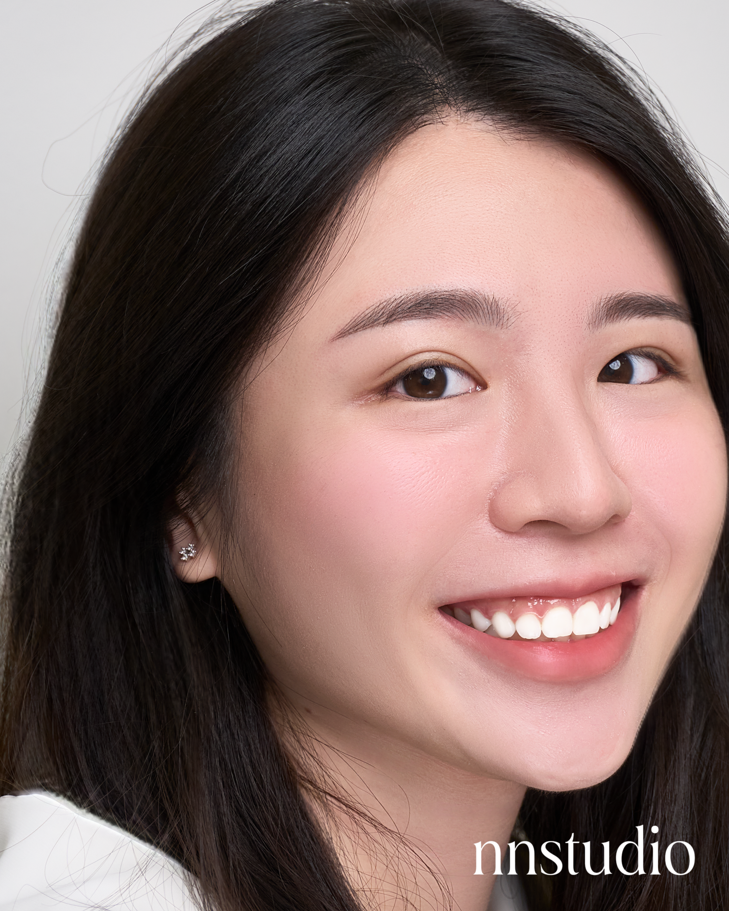 Natural nanoblading eyebrow embroidery in Singapore by nnstudio