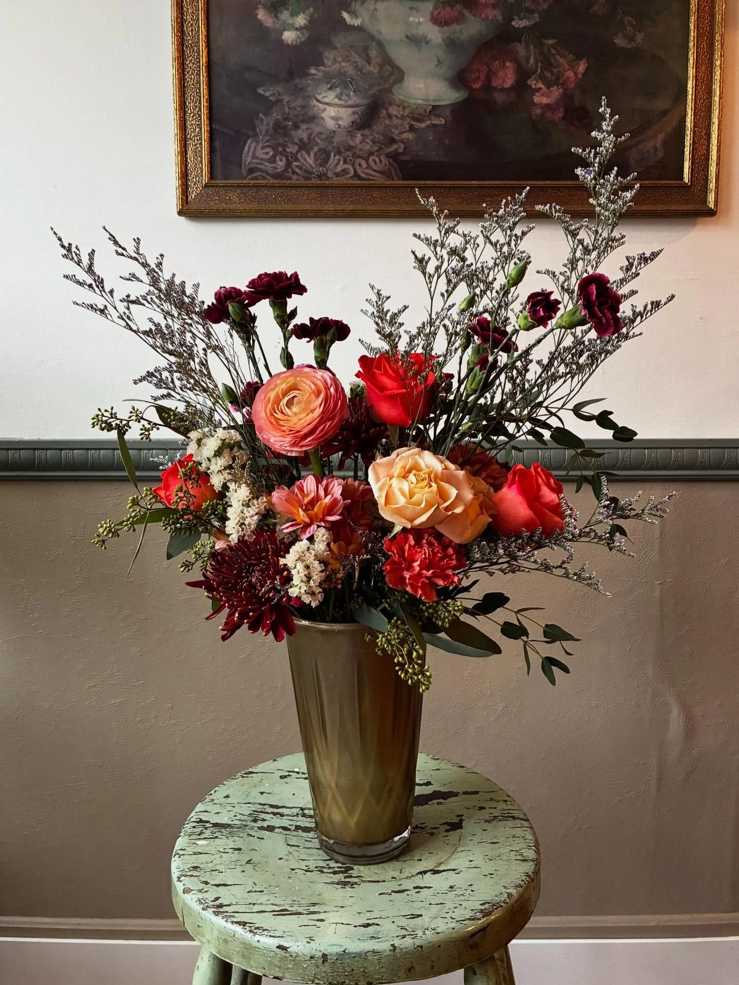 Happy Friday! Just a reminder that tomorrow is the last day to put in your Thanksgiving orders! 

This is our $95 Claire (medium) size. All arrangements will be in a warm fall color palette; designers choice. 

We&rsquo;re offering deliver and pick-u