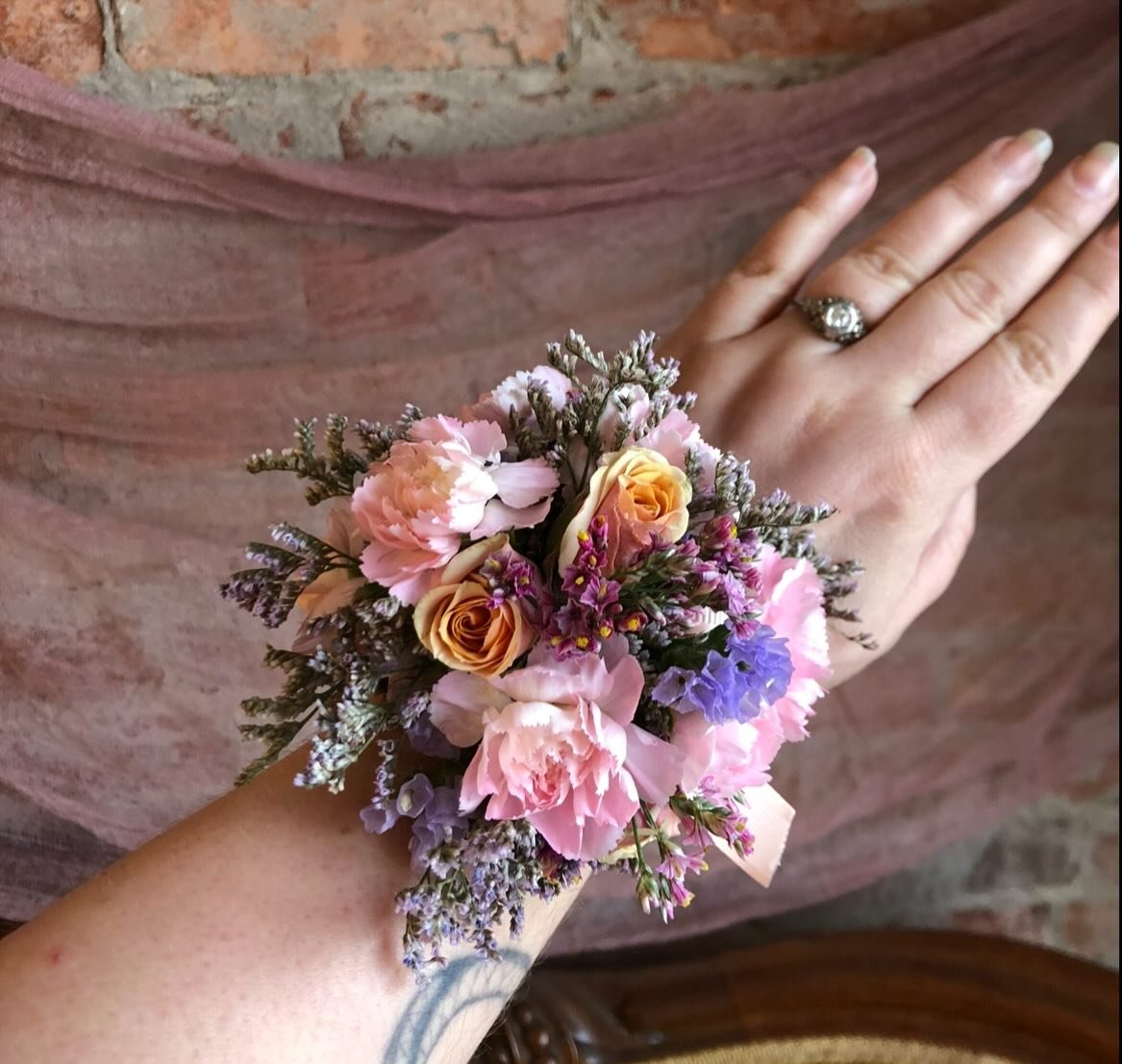 Prom season is quickly approaching! 
We have fresh flowers that would look stunning in a corsage/boutonniere or in a handheld bouquet! 💐 
Pre-order now at: (814) 598-0887 or online at www.boughandbend.com