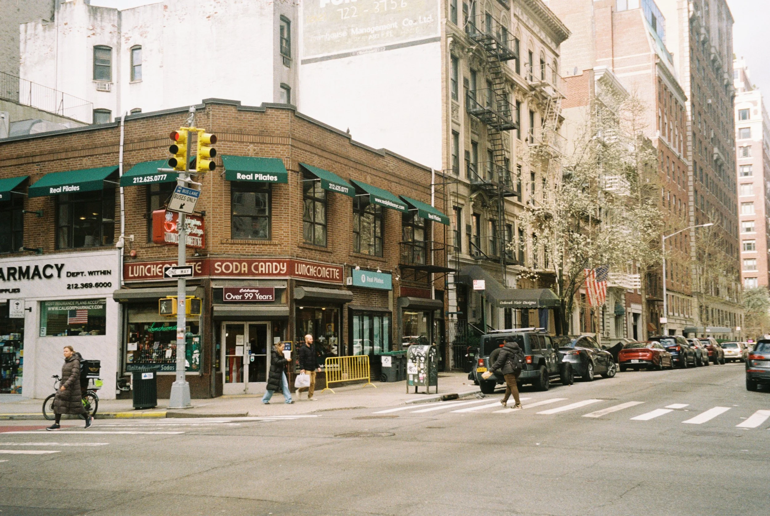 R1-03269-025A.JPG