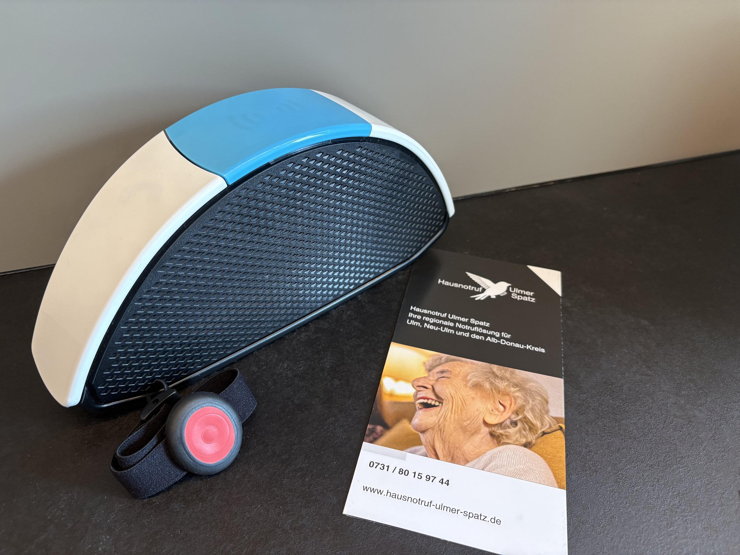 Die Notrufgeräte vom Hausnotruf Ulmer Spatz sind als Hilfsmittel von den Kassen anerkannt.