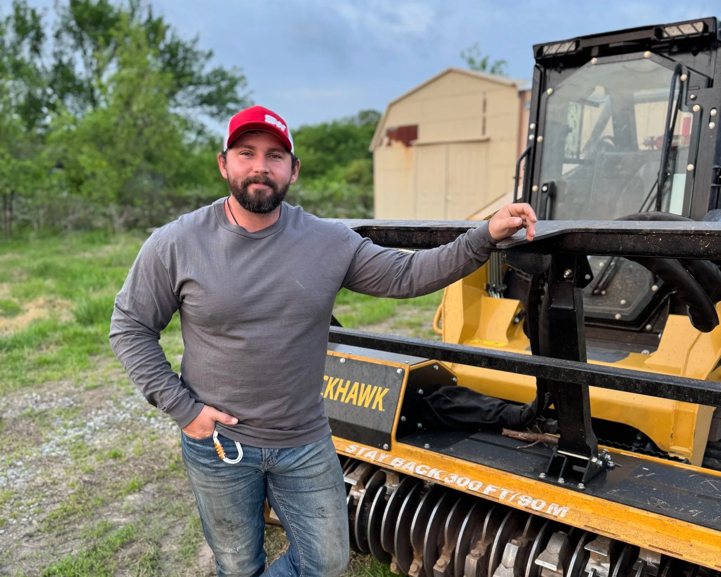 Wilkinson Bros. Land Clearing is a professional land clearing and forestry mulching service, ready to develop your property whether it is clearing for utility right of way or hunting trails, reclaiming overgrown pastures, or site preparation.