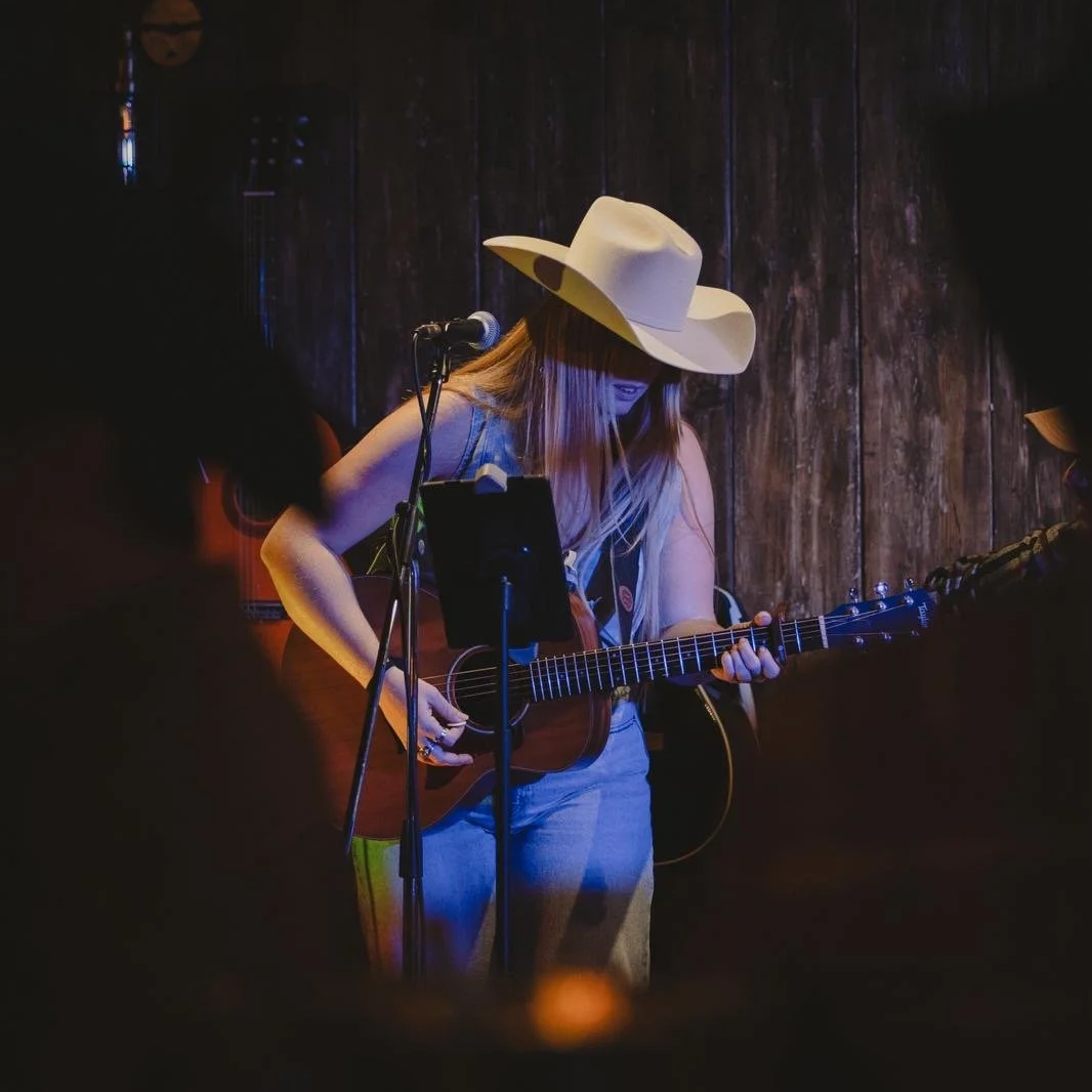 live country music essex february songwriter jules lena