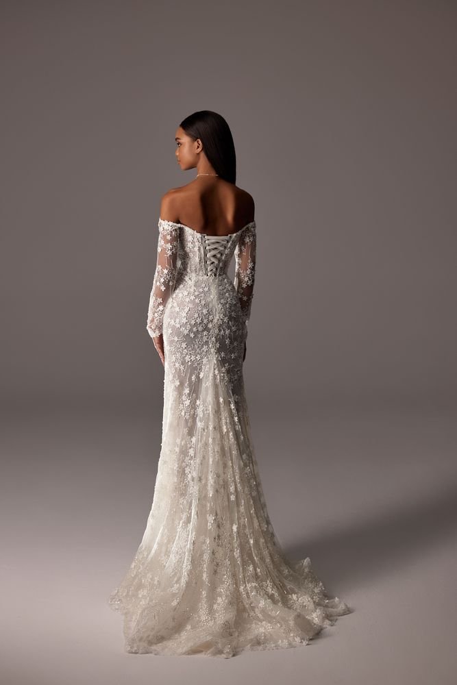 medium_white_lace_studio10045_f858546ca2.jpeg