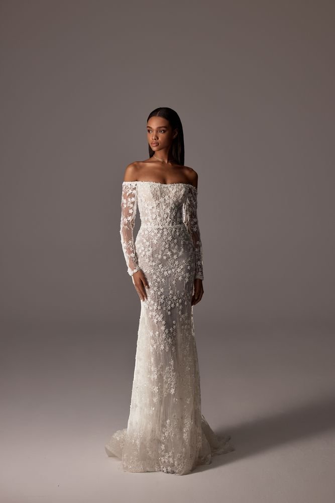 medium_white_lace_studio10005_bb72e0a035.jpeg