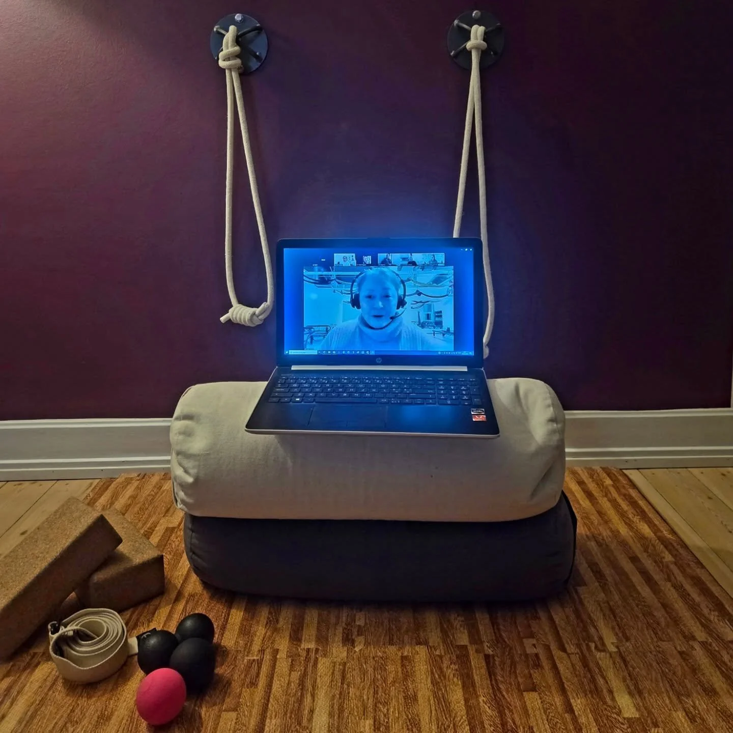 A lovely late Saturday night on the mat.
Another inspirational workshop with the balls, yin yoga, and Self MFR.🩷🌸

Thank you Leta @leta_lavigne and Kathy @2yfunctionalyogaschool 🙏🤗