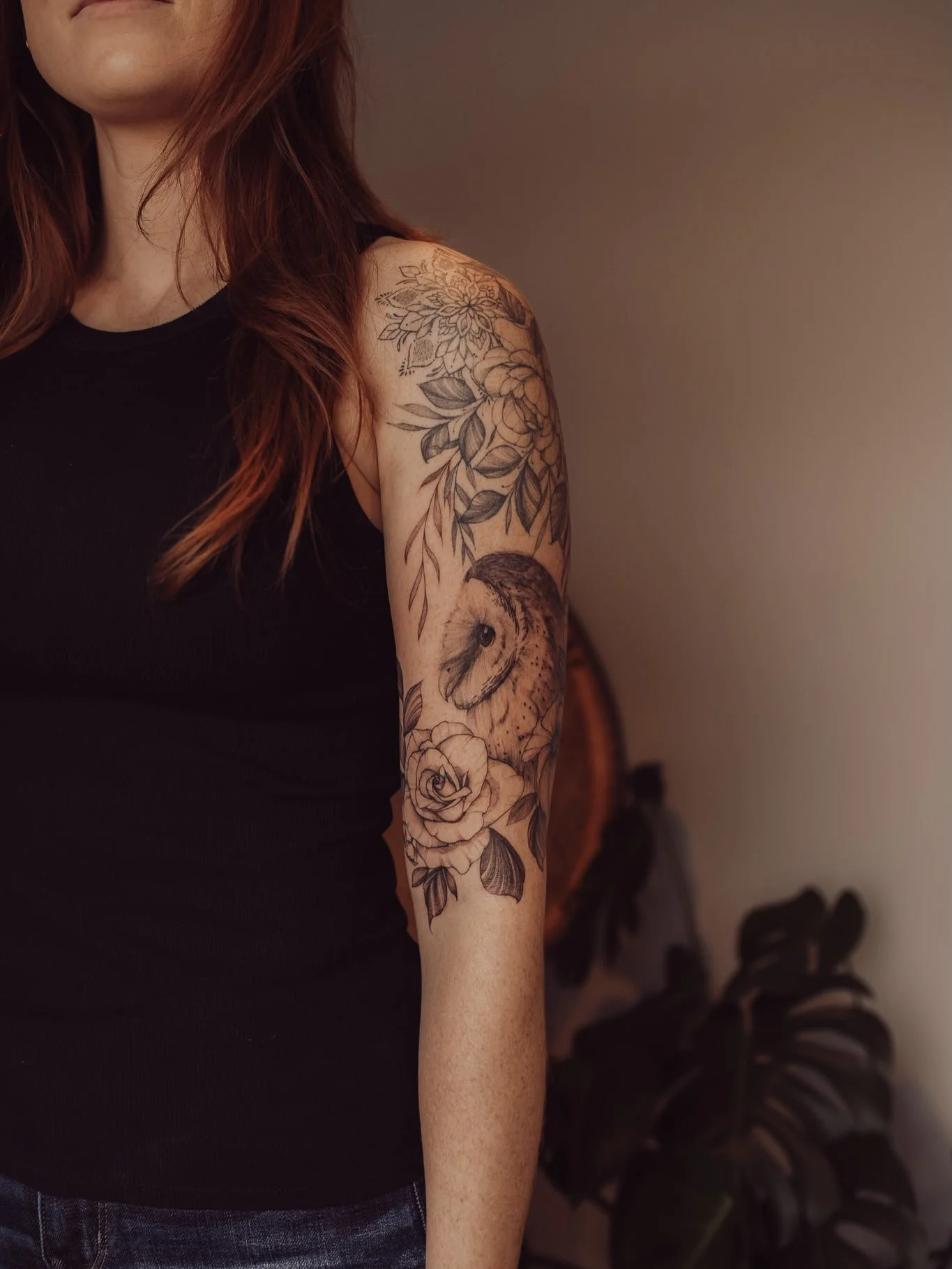 Scrolling back through past work and you quickly forget all the beautiful pieces you create once they leave your space&hellip;.what a fun reminder to look back every now and then and appreciate it all 🫶🏼

#finelinetattoo #finelinefloral #owltattoo 