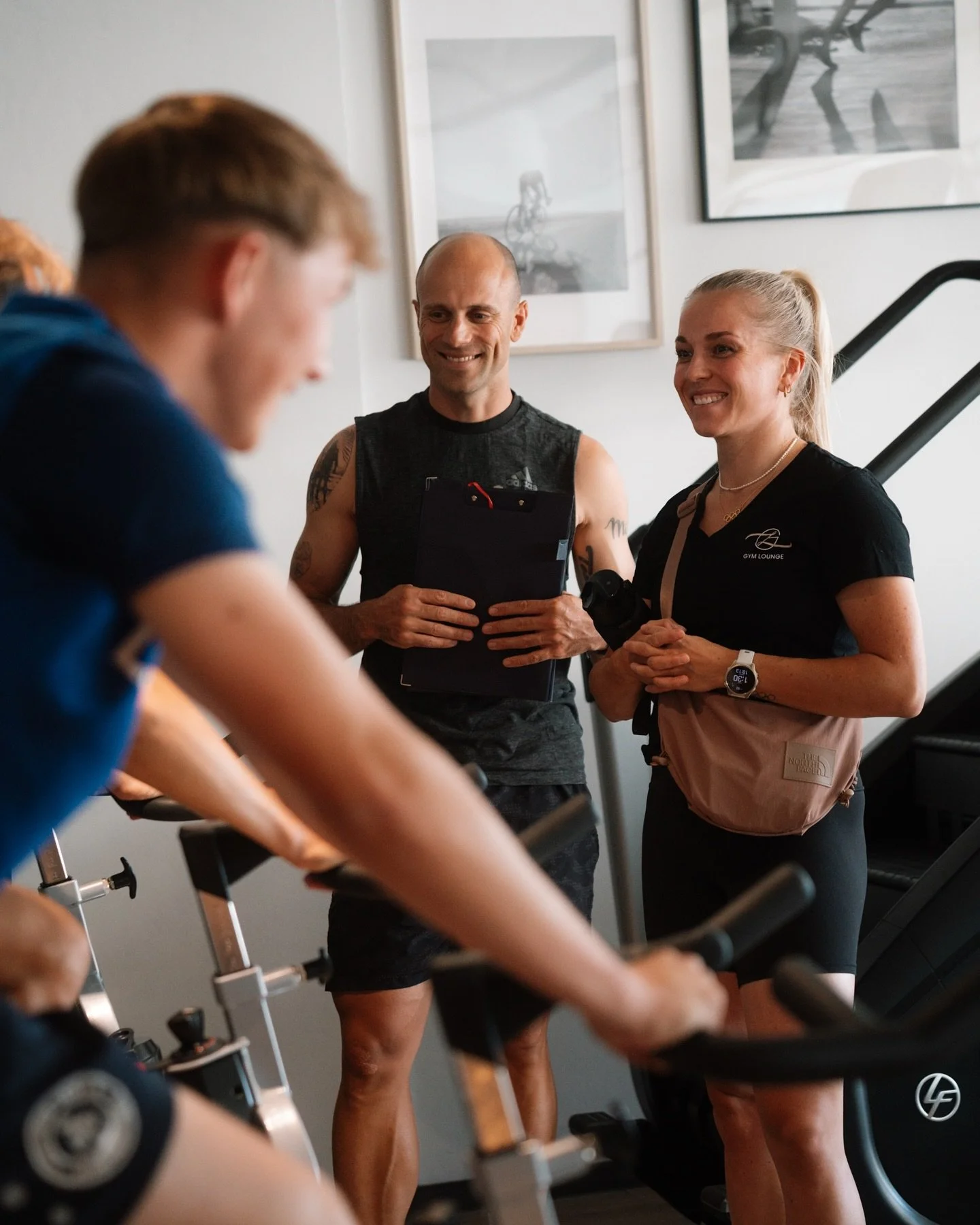 Erfolg ist kein Zufall.
Jede Wiederholung zählt, jede Bewegung hat Präzision.
Training bedeutet nicht nur Kraft, sondern auch Technik, Kontrolle und mentale Stärke.
Wenn alles zusammenkommt, entsteht echte Leistung.
