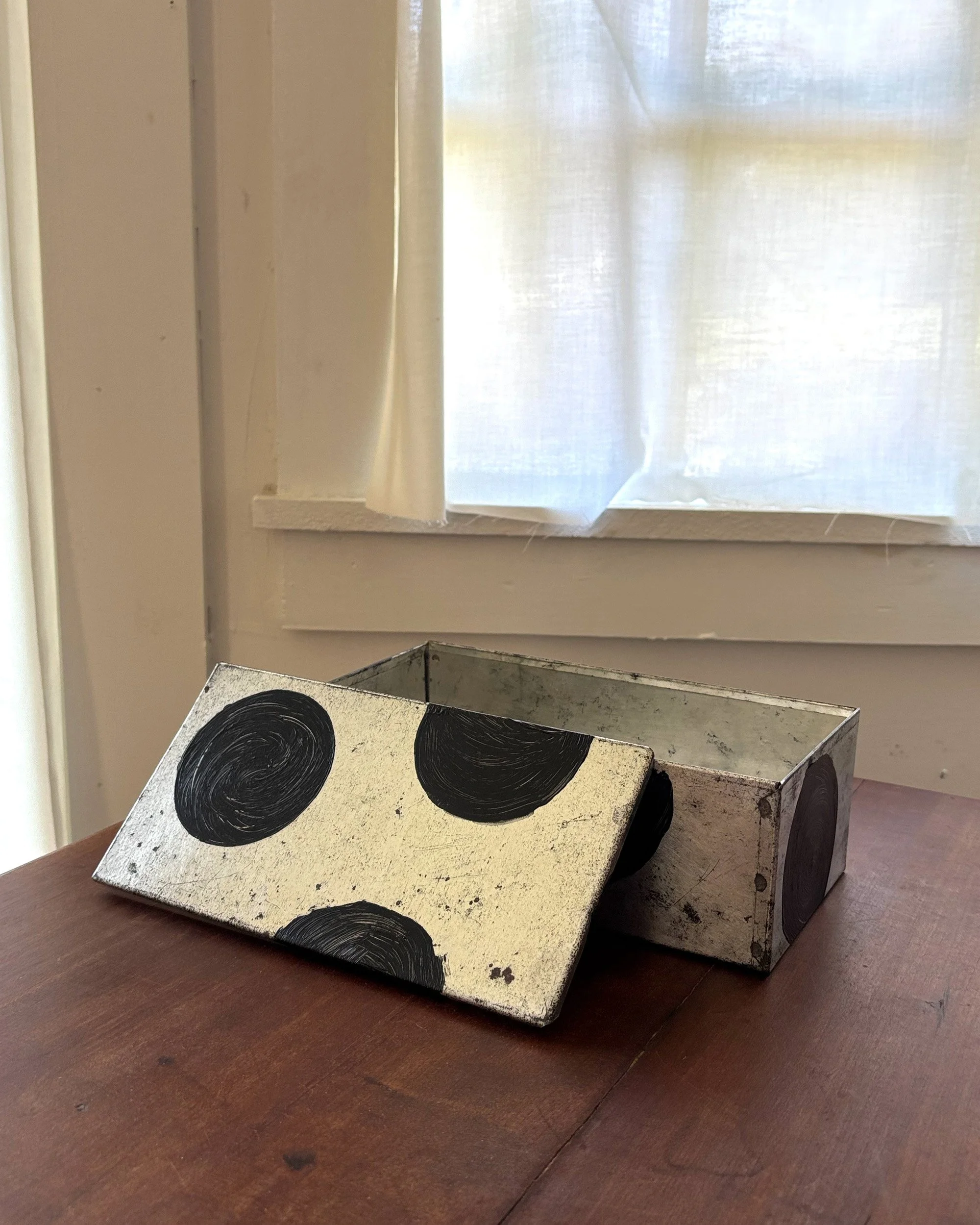 metal dot box 4.jpg
