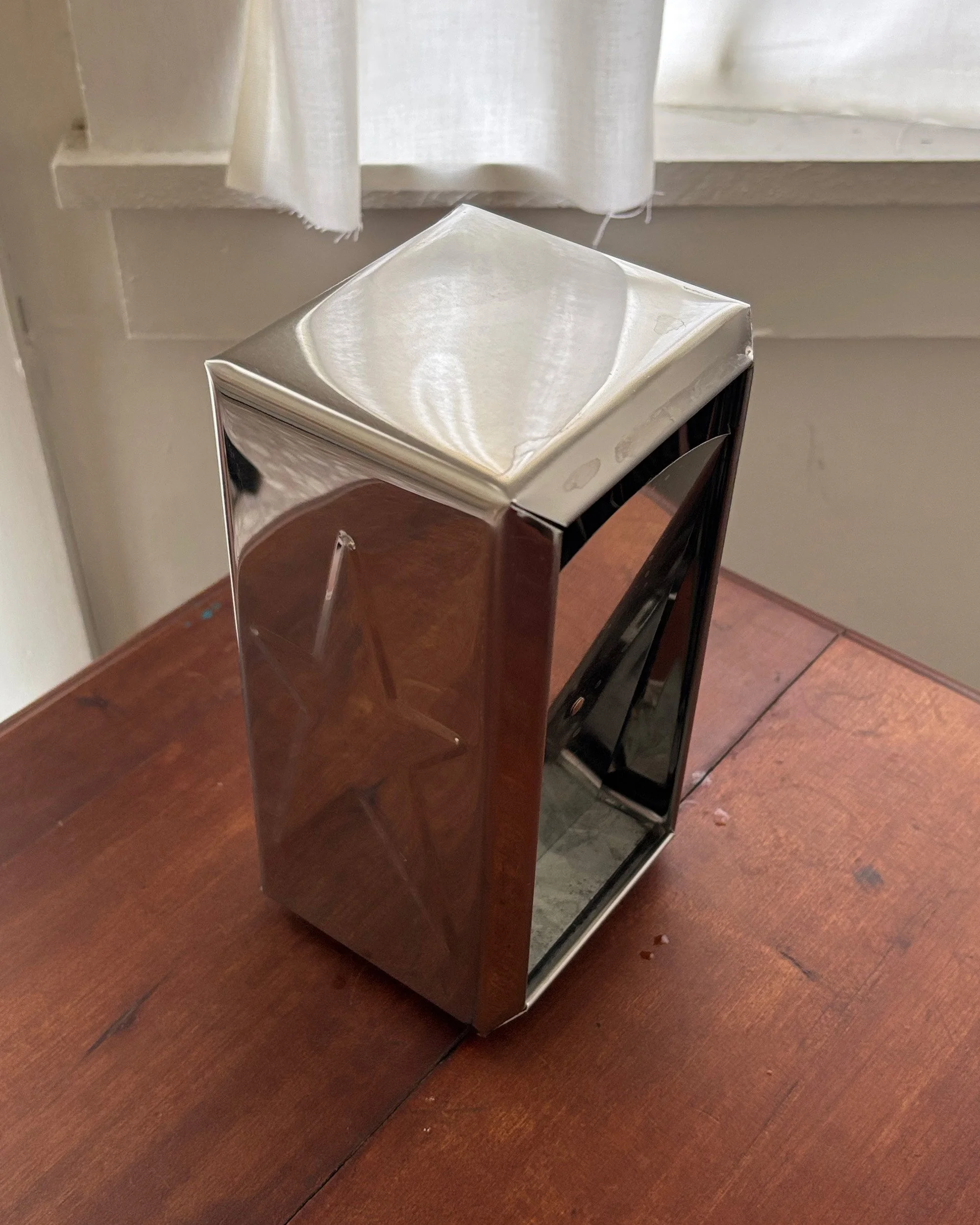 star-napkin-holder-3.jpg