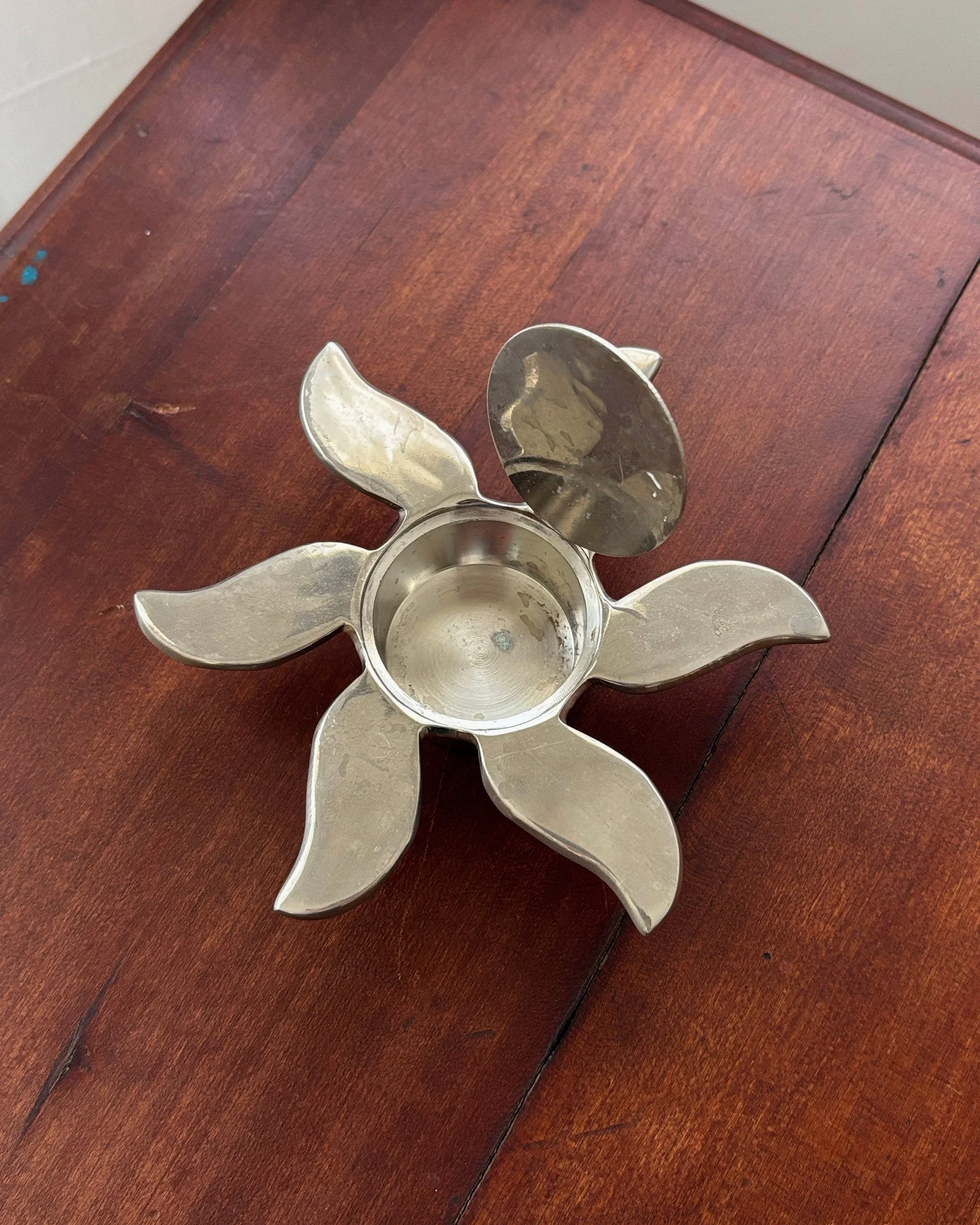 flower-trinket-box-3.jpg