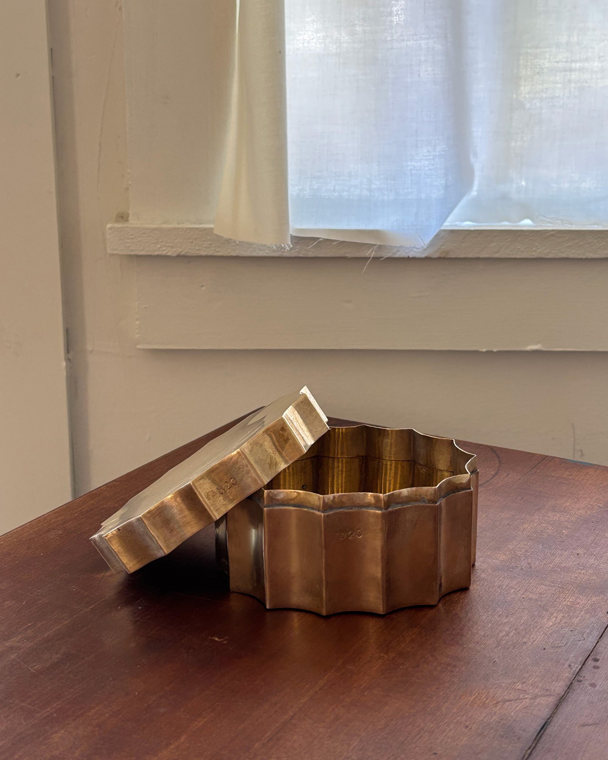 fluted brass box 4.jpg