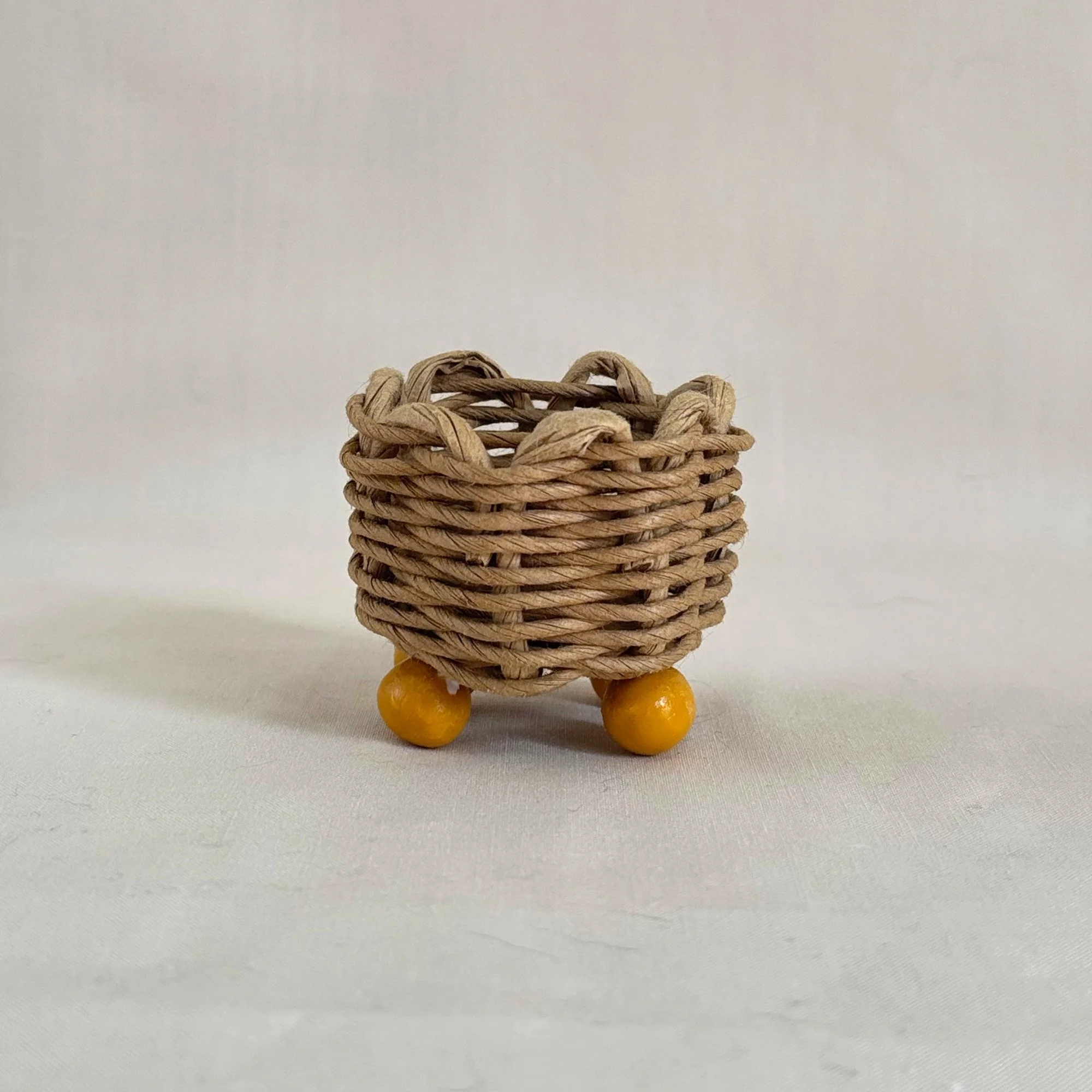 Dot Basket V reverse.jpg