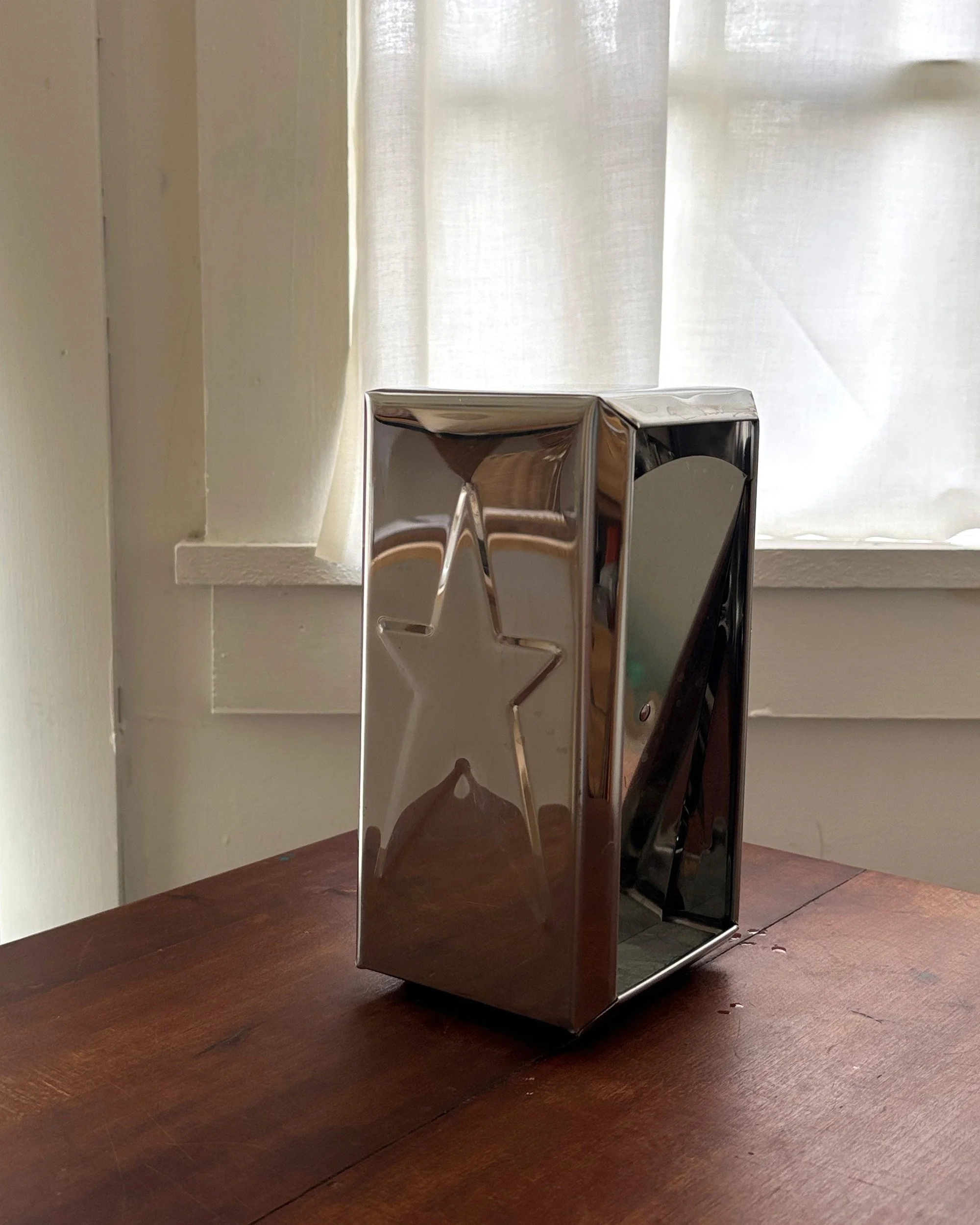 star-napkin-holder-1.jpg