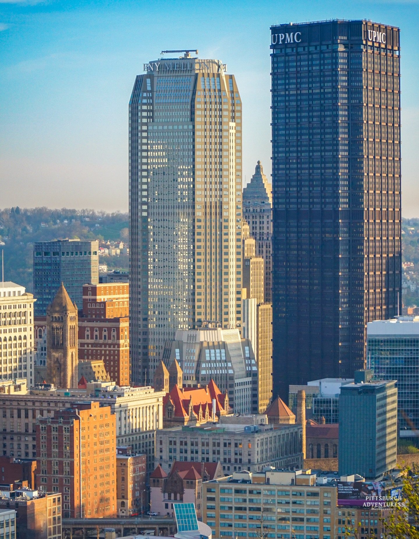When the light hits just right. 

.

.

.

#pittsburgh #pittsburghphotographer #downtownpittsburgh #cityscapephotography #visitpittsburgh