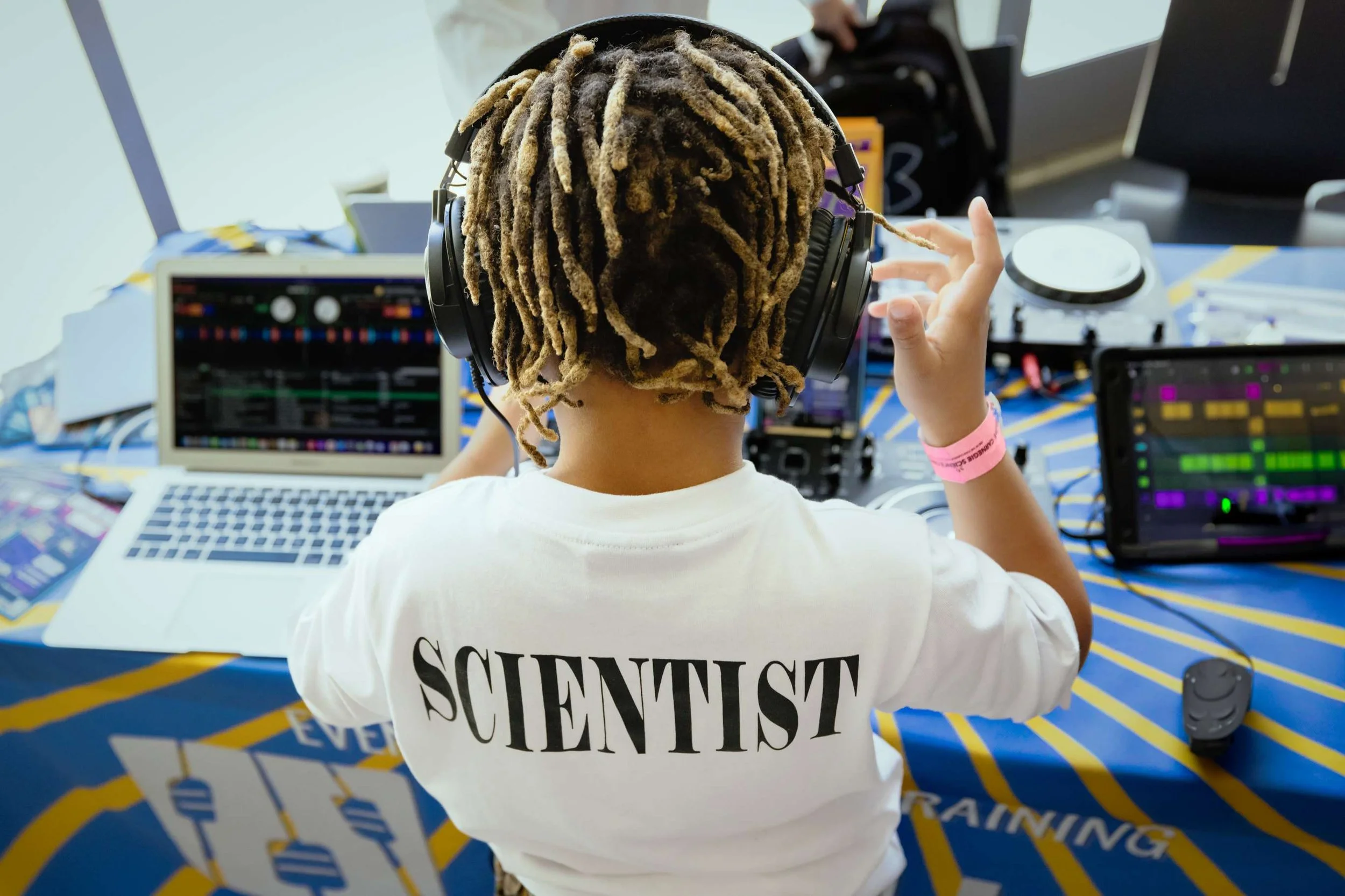 CARNEGIE_MUSEUM_OPPORTUNITY_DAY_PITTSBURGH_EVENT_PHOTOGRAPHER