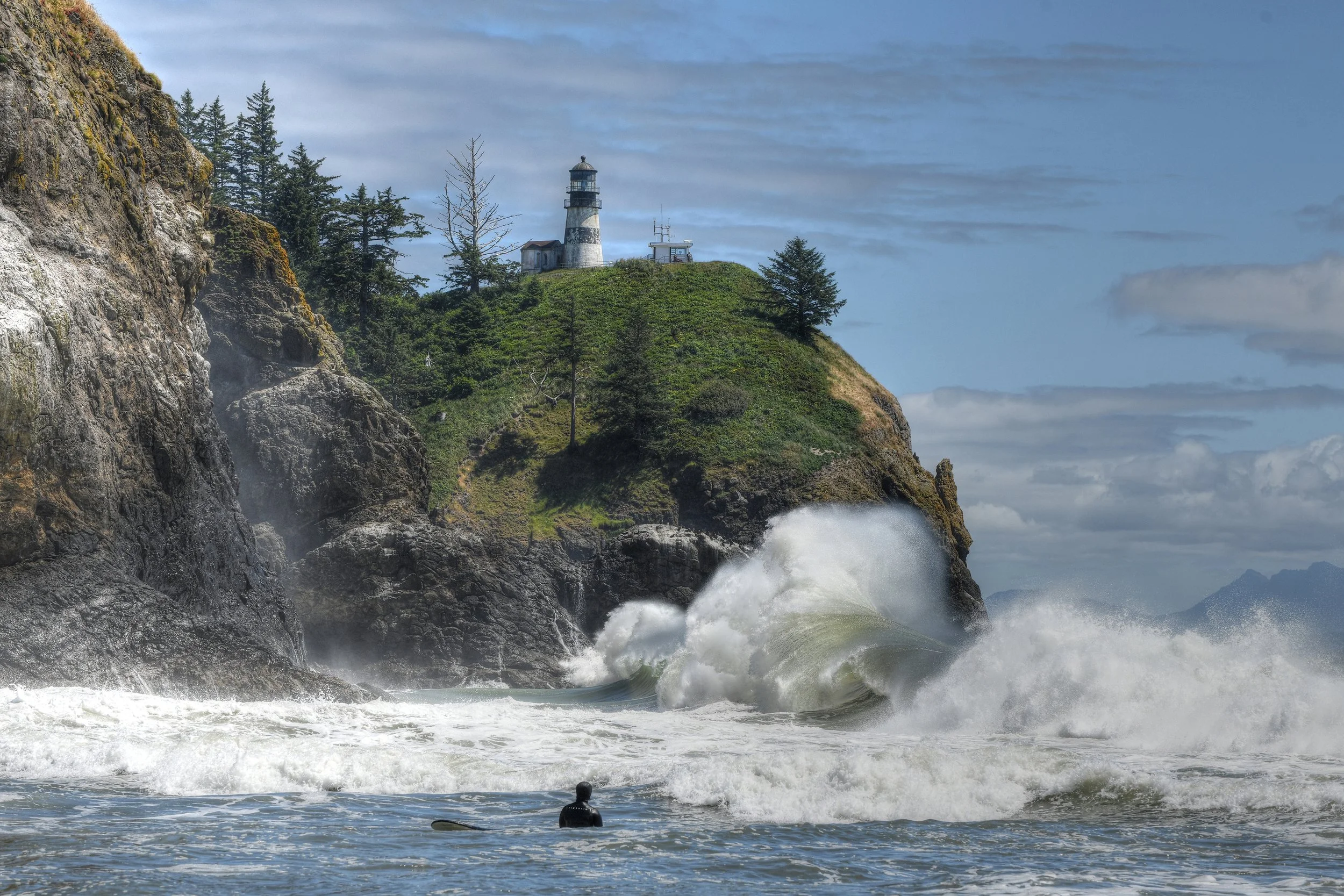 Guiding Light (Cape Disappointment, WA)