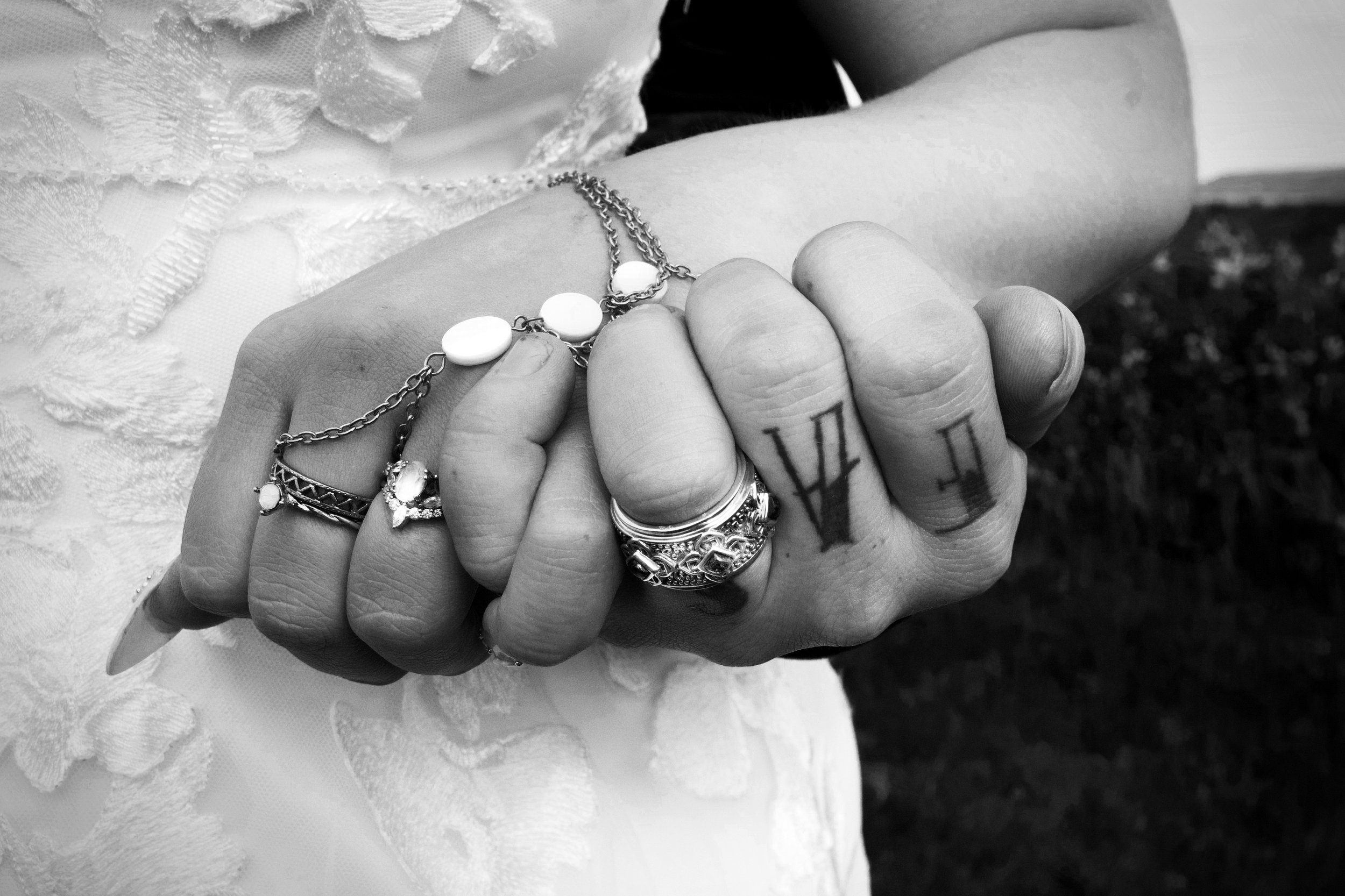 41 rings on hands_.jpg