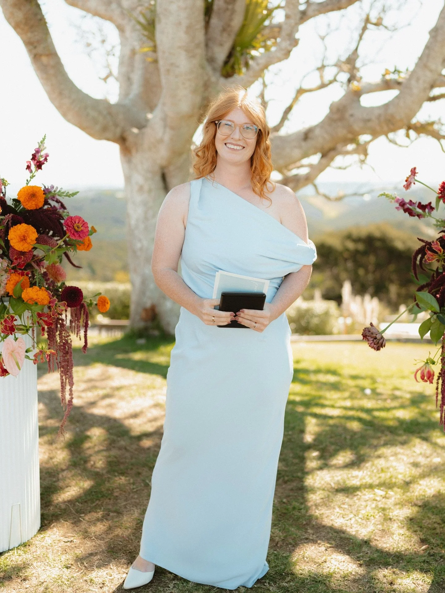 It&rsquo;s the start of a new wedding season, so time to re-introduce myself! Hi 👋🏼 I&rsquo;m Erin, and I can&rsquo;t wait to be your newest wedding bestie!

I&rsquo;m a NZ registered celebrant located on the beautiful Waiheke Island. After getting