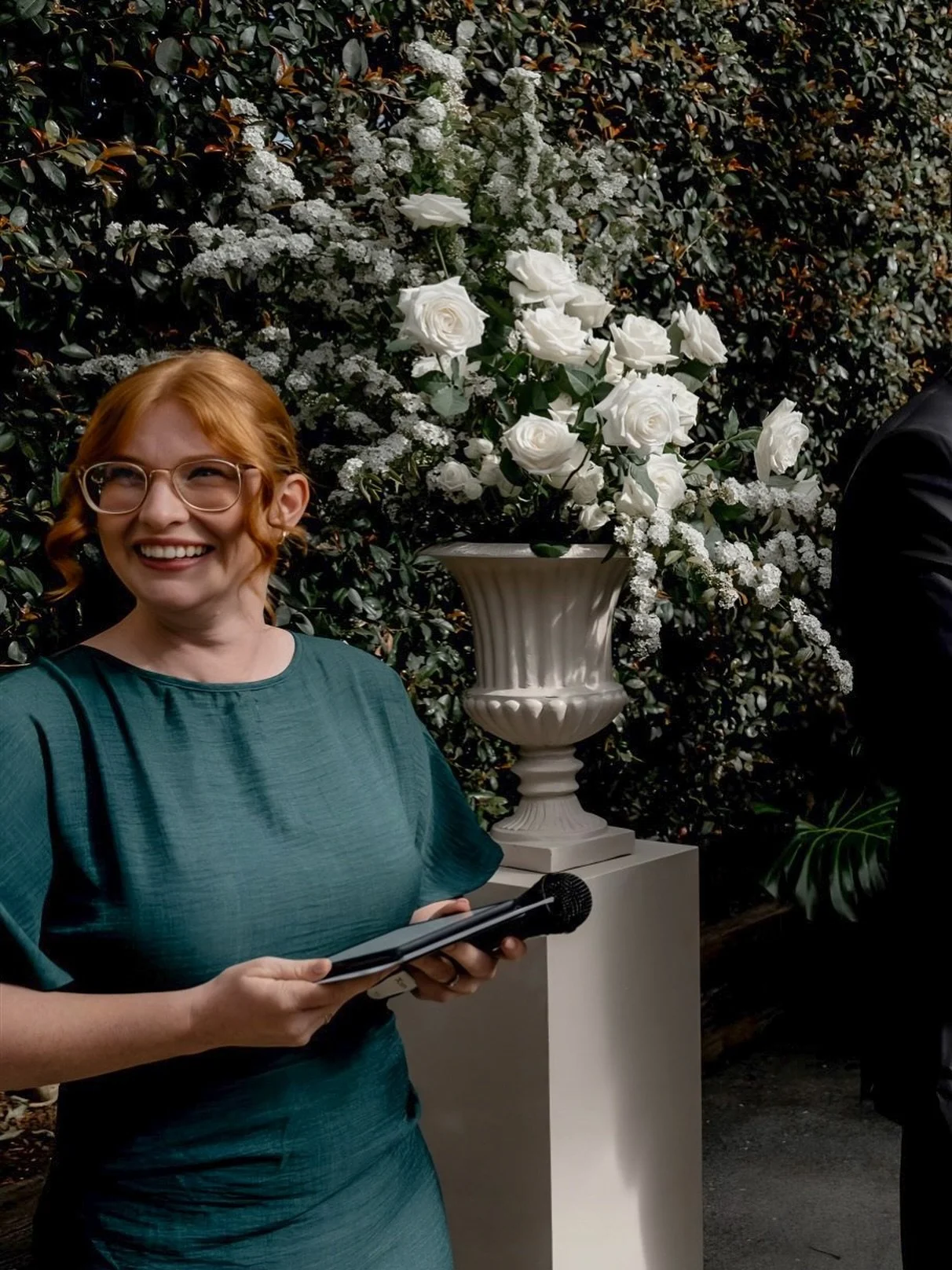 Me when I see the bride walking down the aisle ✨

Venue: @mudbrick_weddings 
Photography: @elliekia.weddings 
Florals &amp; Styling: @mywaiheke