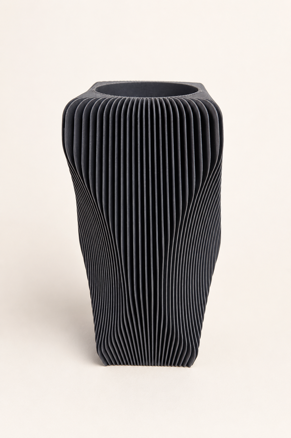 Concave vase