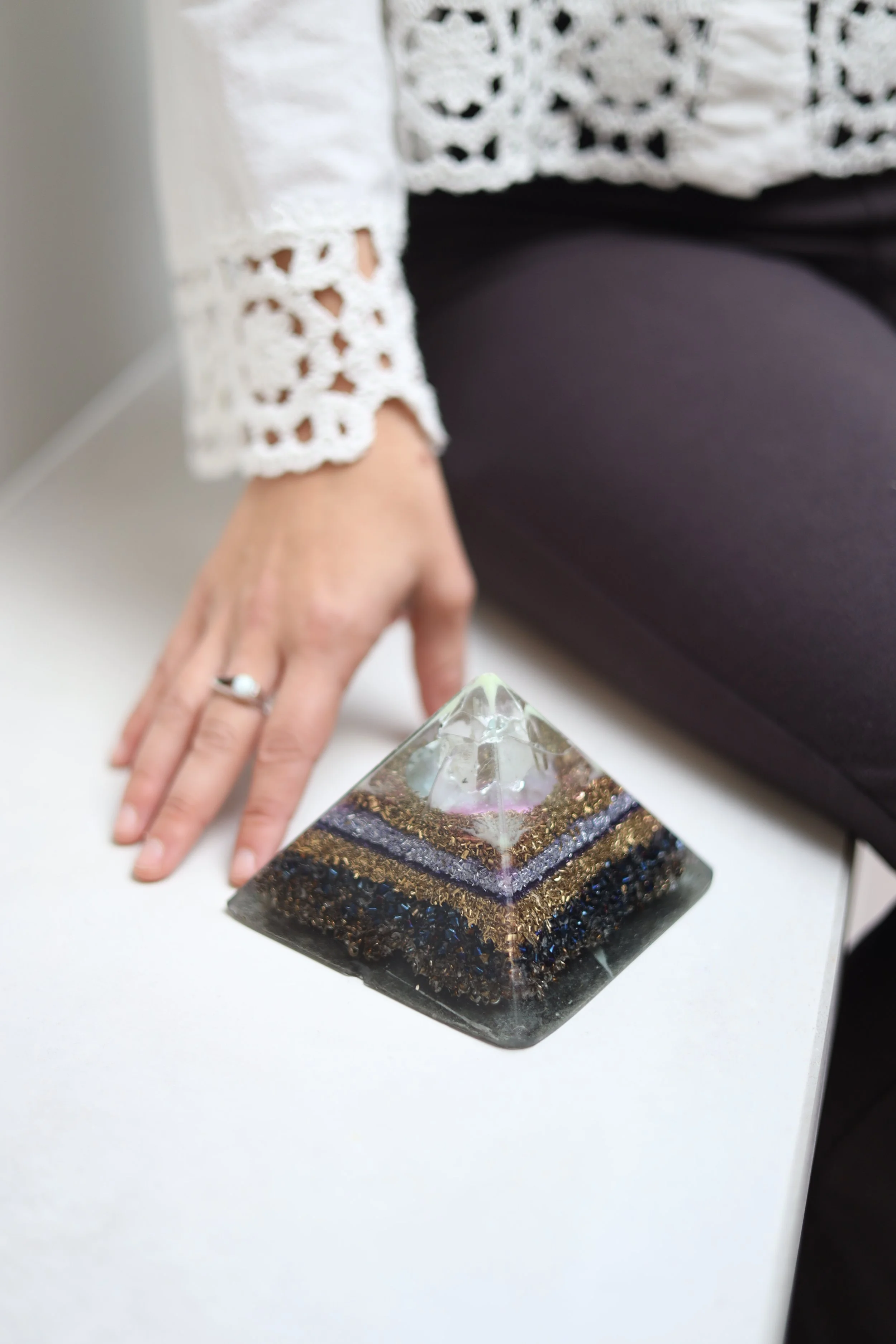 Cosmic Creatives Circle: Clarity & New Intentions (Energy healing & light language by Stephanie coutts)