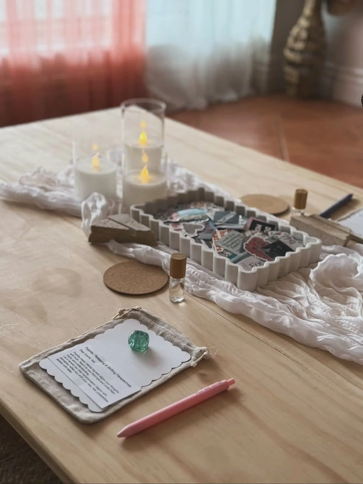 The magic of the Cosmic Creatives Circle ✨

Your Tuesday Night Ritual to connect with spiritual creative gals, to learn about crystals, to experience new modalities and connect with your true self.

A sacred weekly space for you to explore new ritual