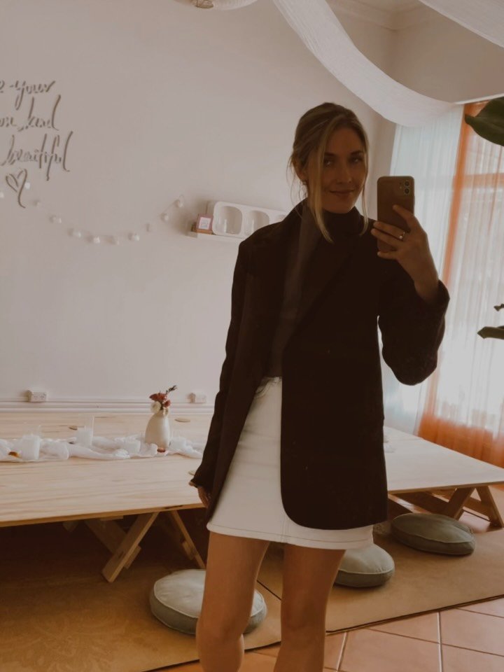 Sometimes you just need a place to be seen, exactly as you are, to see the real you 🤍

This is Curate U ✨