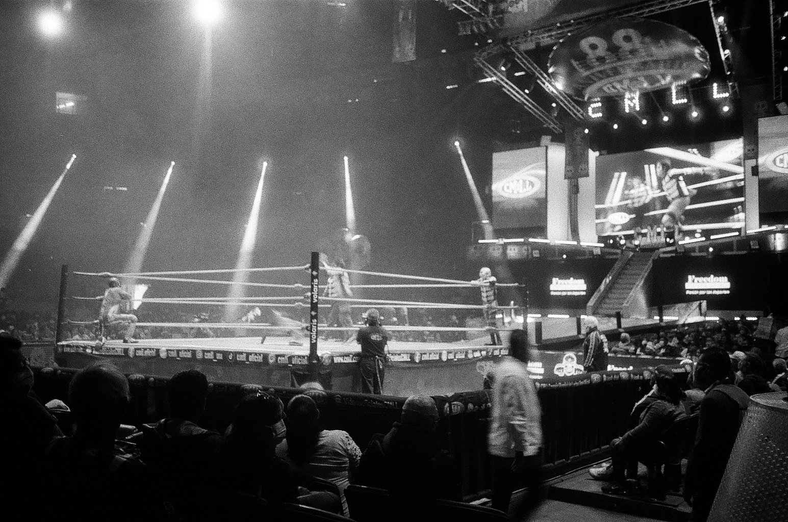 32420049_512297_fc594af336c36c80a3c9c5ed2dc1a3ef_full 2.JPG