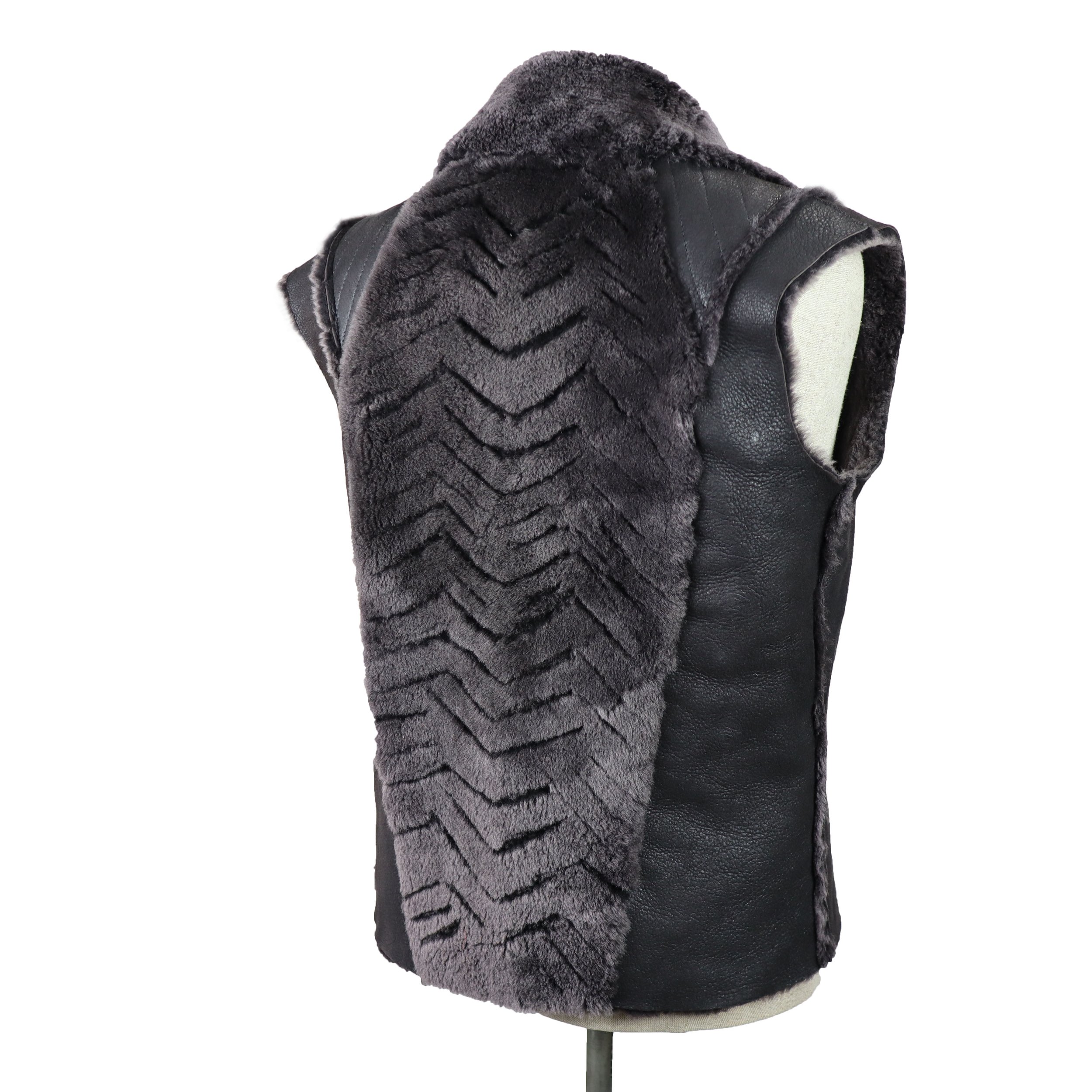 Dragon Vest - back (sheepskin shearling)