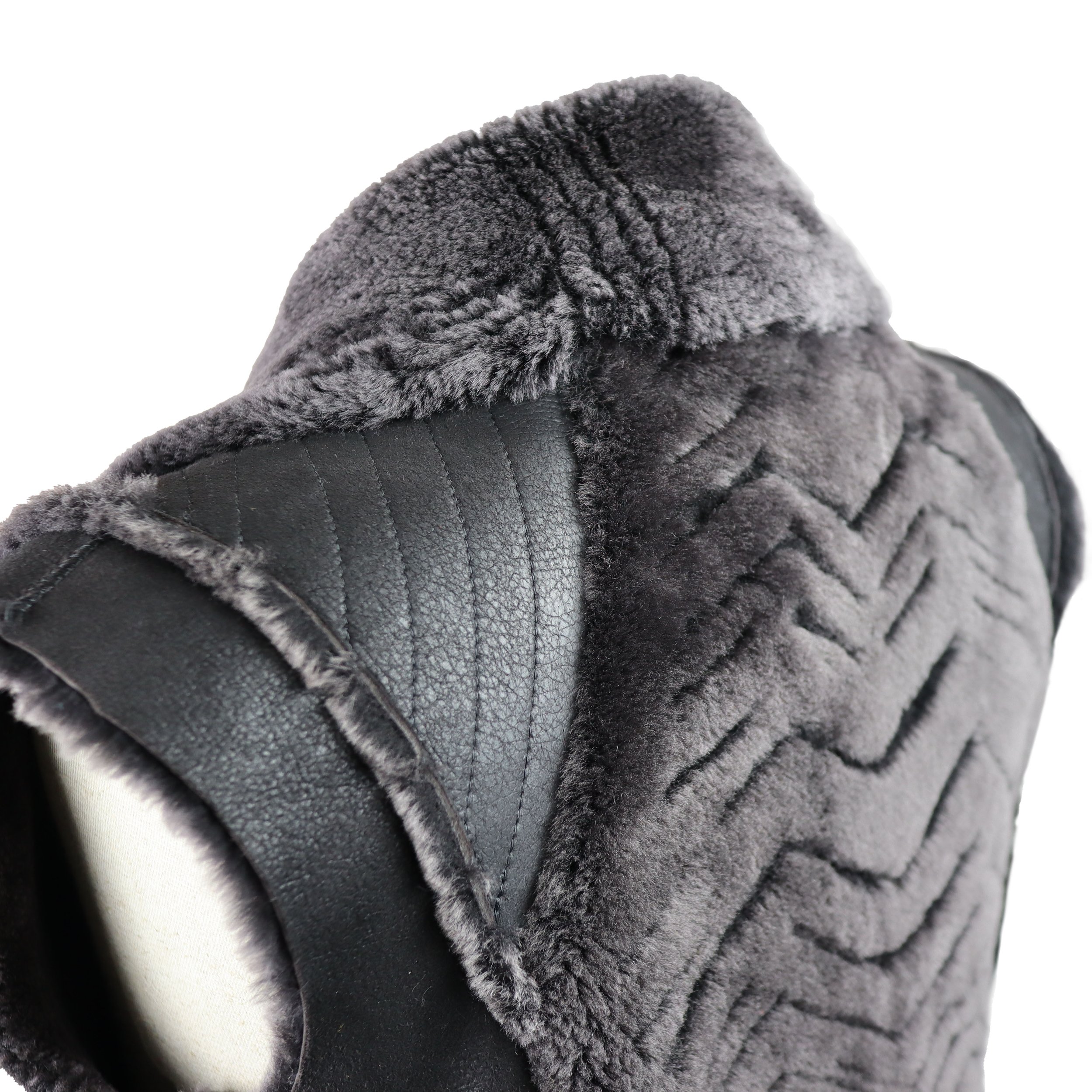 Dragon Vest - Back detail (sheepskin shearling)