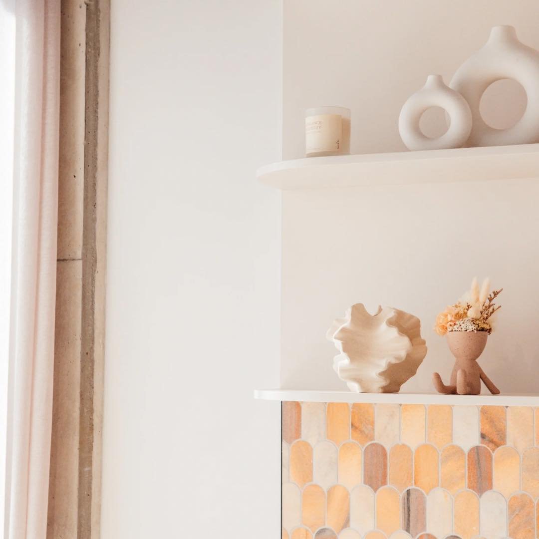At The Skin Effect we&rsquo;re redefining Beauty with Trust

At the heart of our values is a commitment to ethics, transparency, and trust. 

We provide personalised treatments using the latest technologies and advanced modalities, ensuring the highe