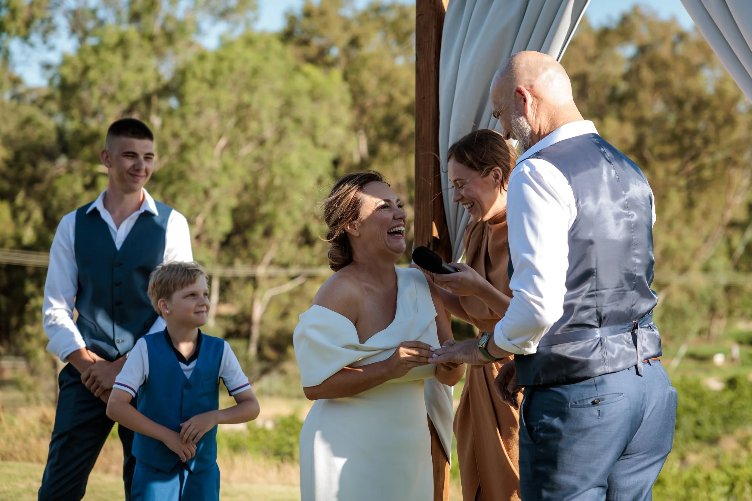 Sarah and Doug - Highlites-5717.jpeg