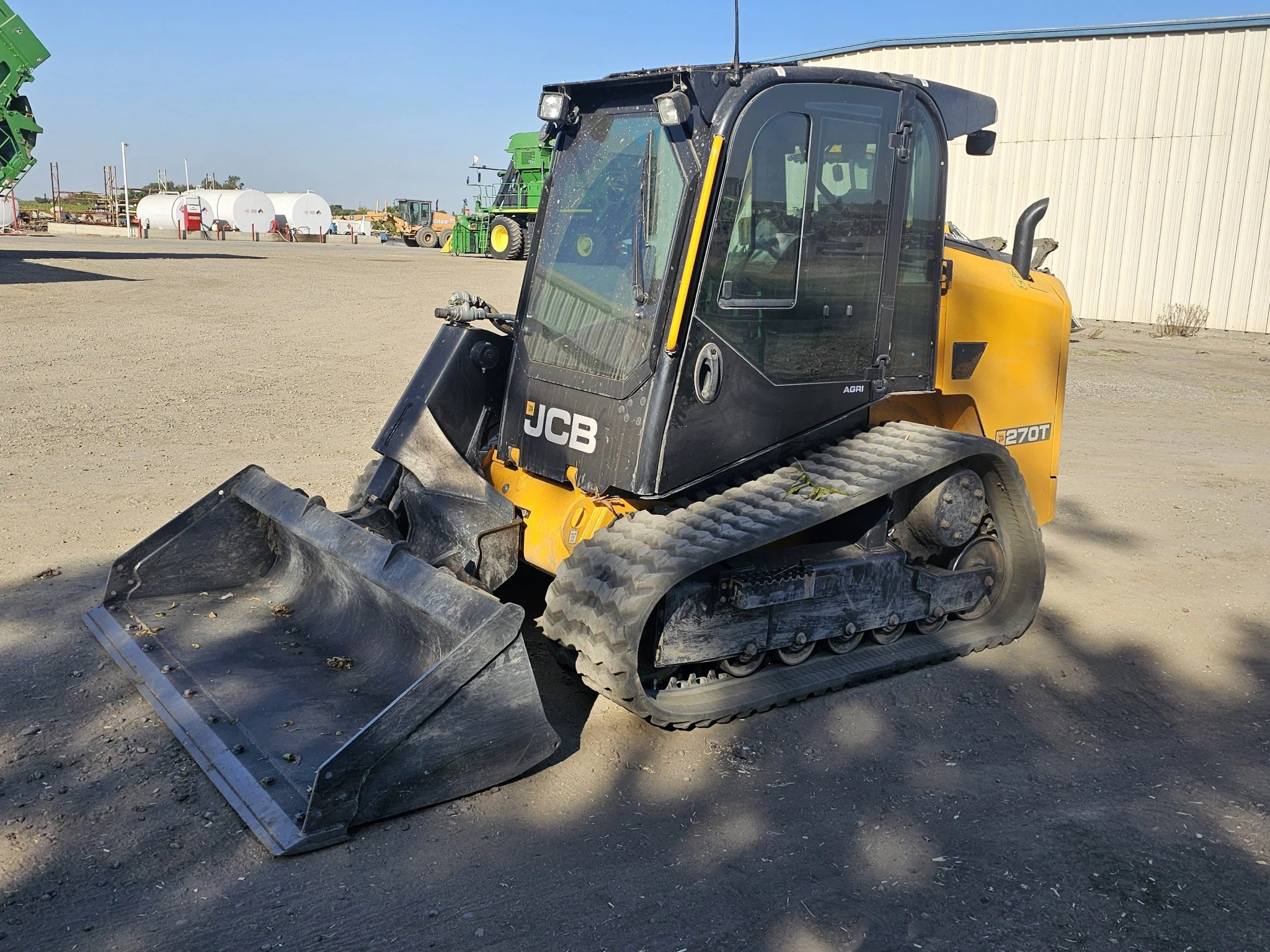Skid steer  JCB 270T 