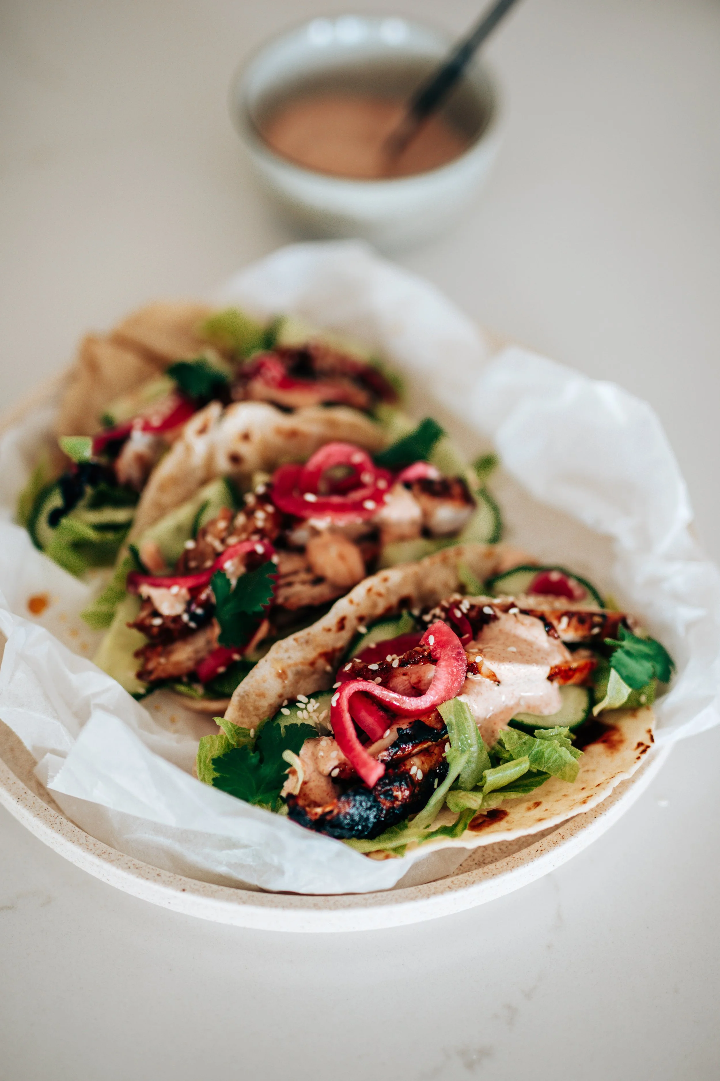 Hot honey chicken flatbreads &amp; garlic sauce