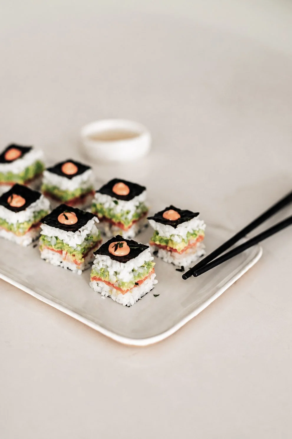 Smoked salmon &amp; avocado sushi squares