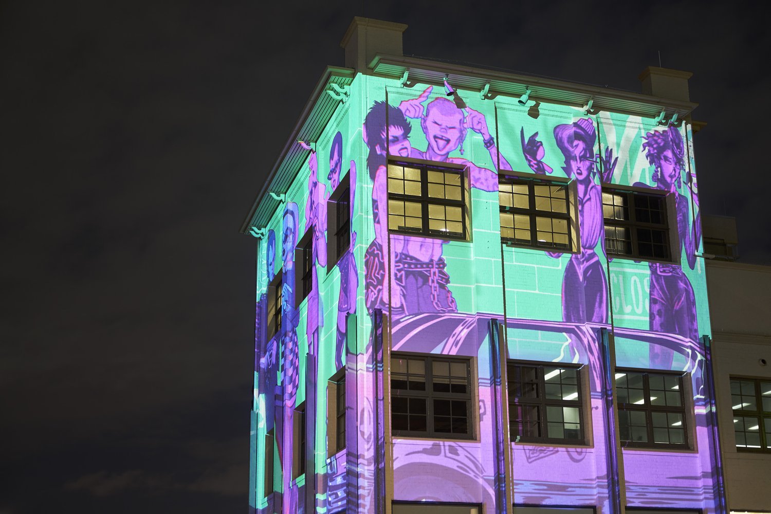 Outerspace+Projection+-+Mallrats+-+Phoebe+Paradise+0087.jpg