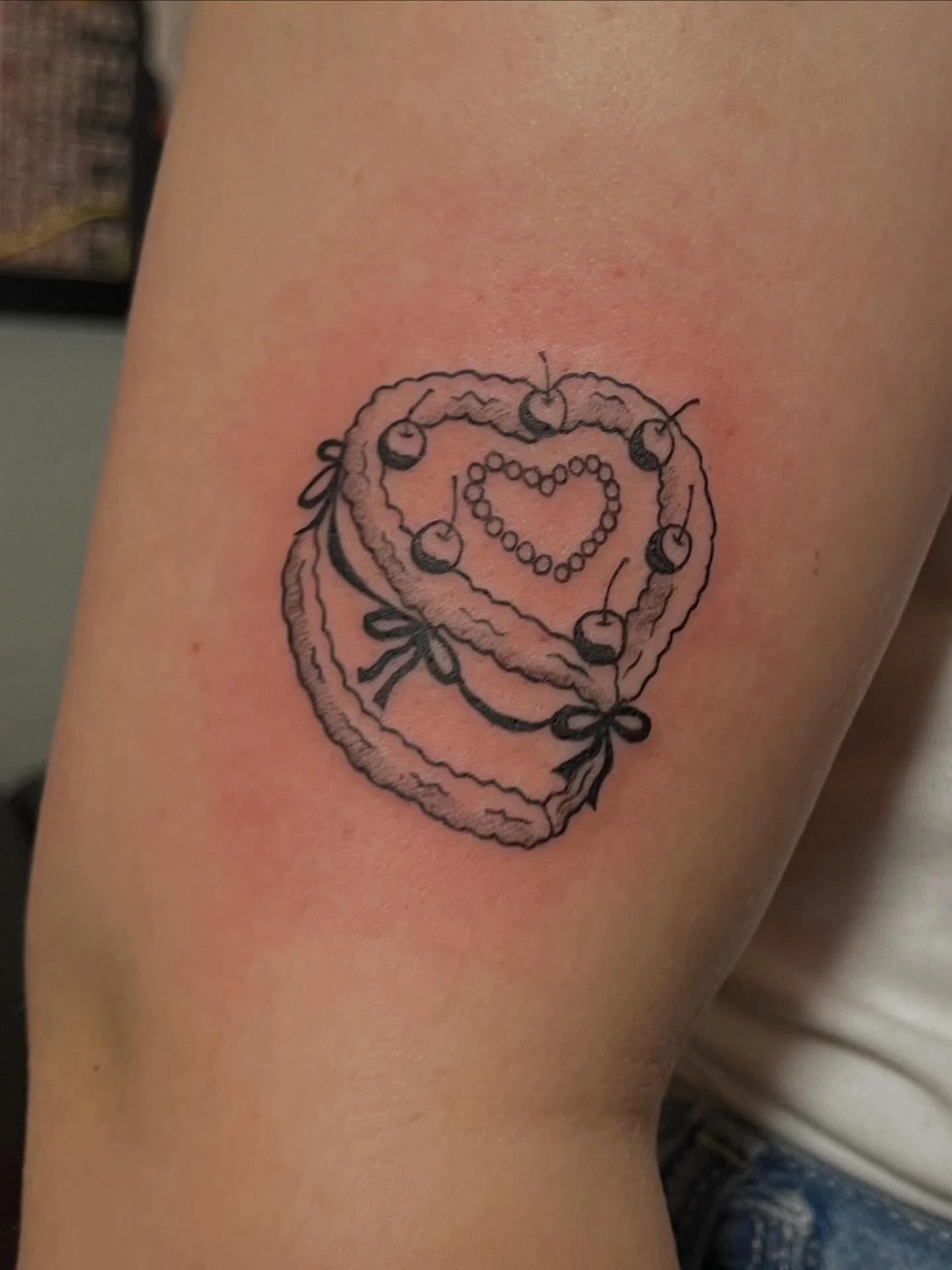 Thank you guys for a busy Friday the 13th!! Here&rsquo;s a handful of tattoos from the event🎂🐇🏰&hearts;️🃏👑🥀🦢 Happy Valentine&rsquo;s (or Palentines) Day🫶