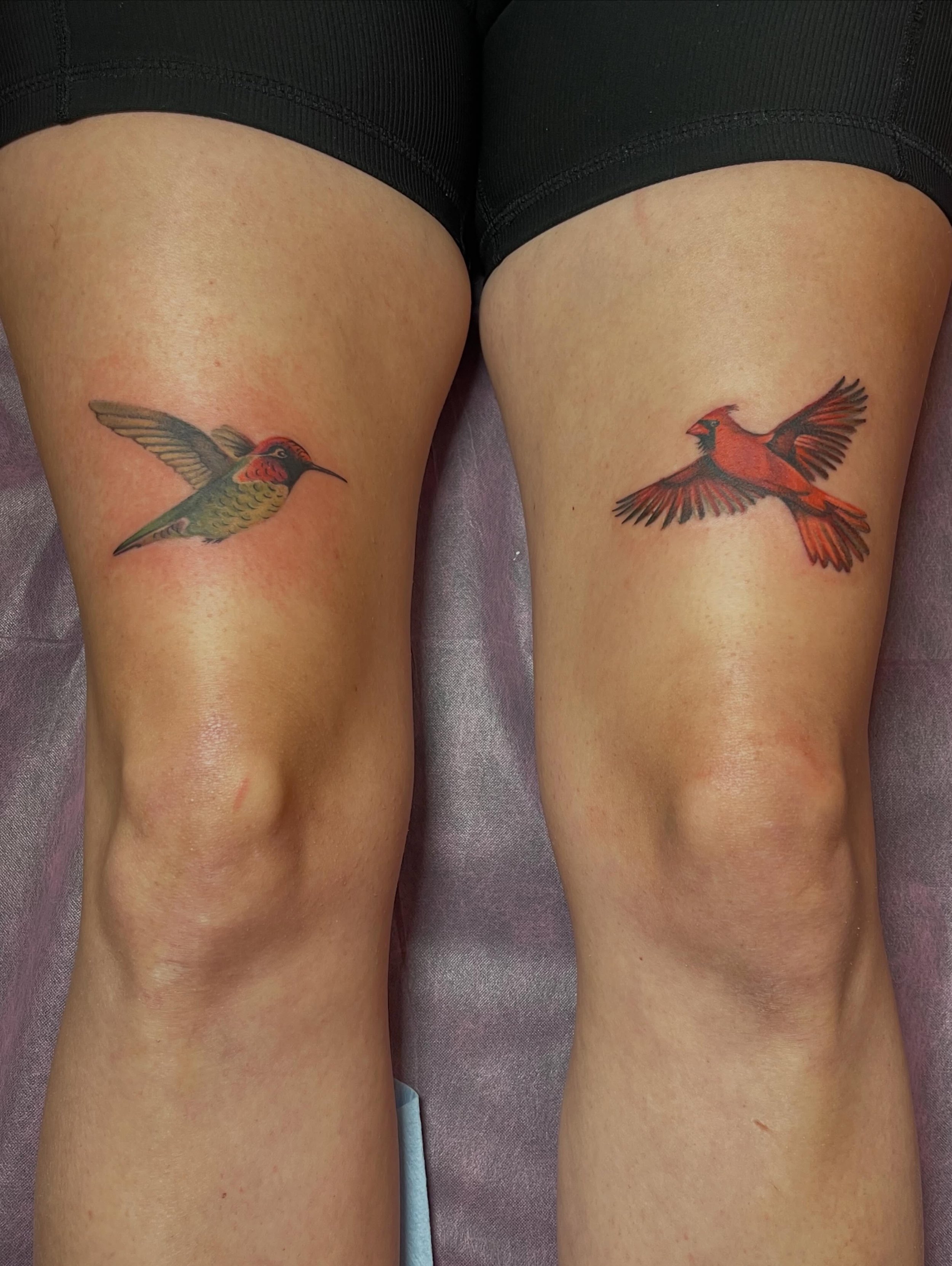 The cutest bird tattoos for Kaitlyn ~ more in this style please!

#fullcolortattoo #birdtattoo #salemoregon #downtownsalem #tattooartist