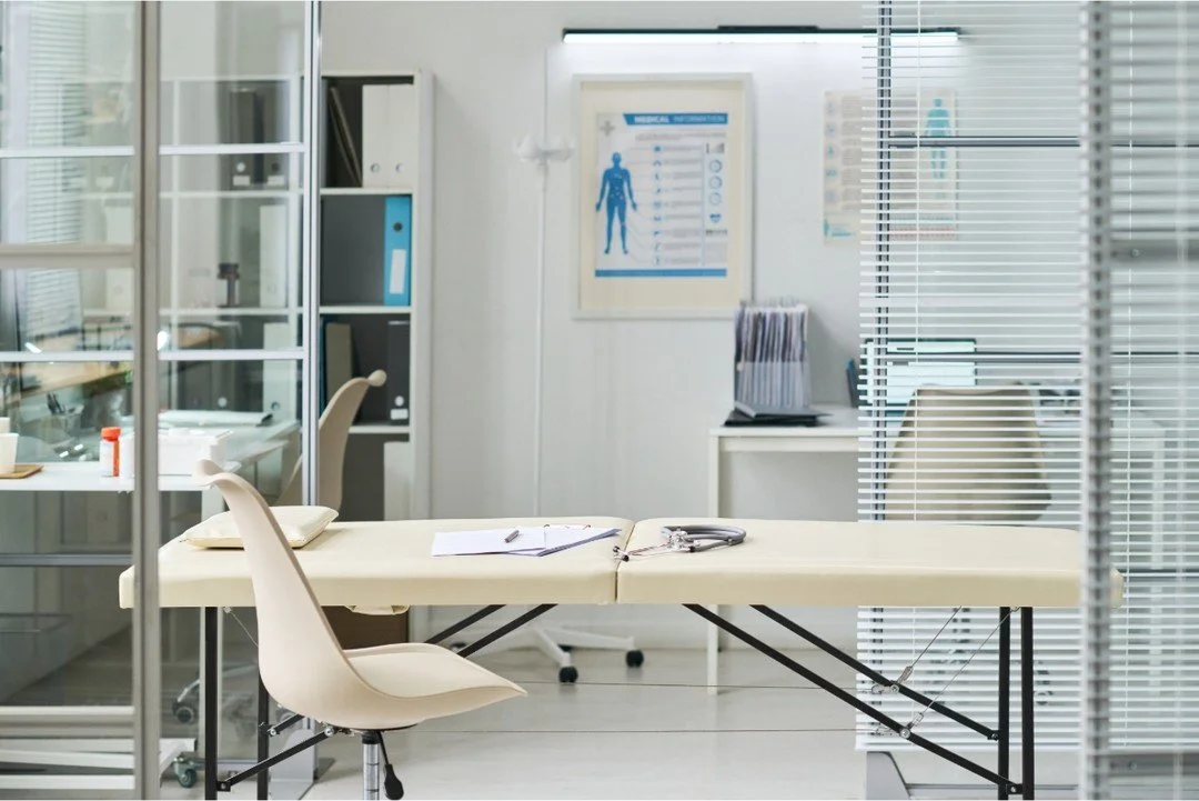 🩺 Cabinet m&eacute;dical ou centre de soins : vos r&eacute;serves sont-elles vraiment bien organis&eacute;es ?

Consommables, archives, petit mat&eacute;riel, fournitures administratives, produits d&rsquo;entretien&hellip; dans un espace de soins, c