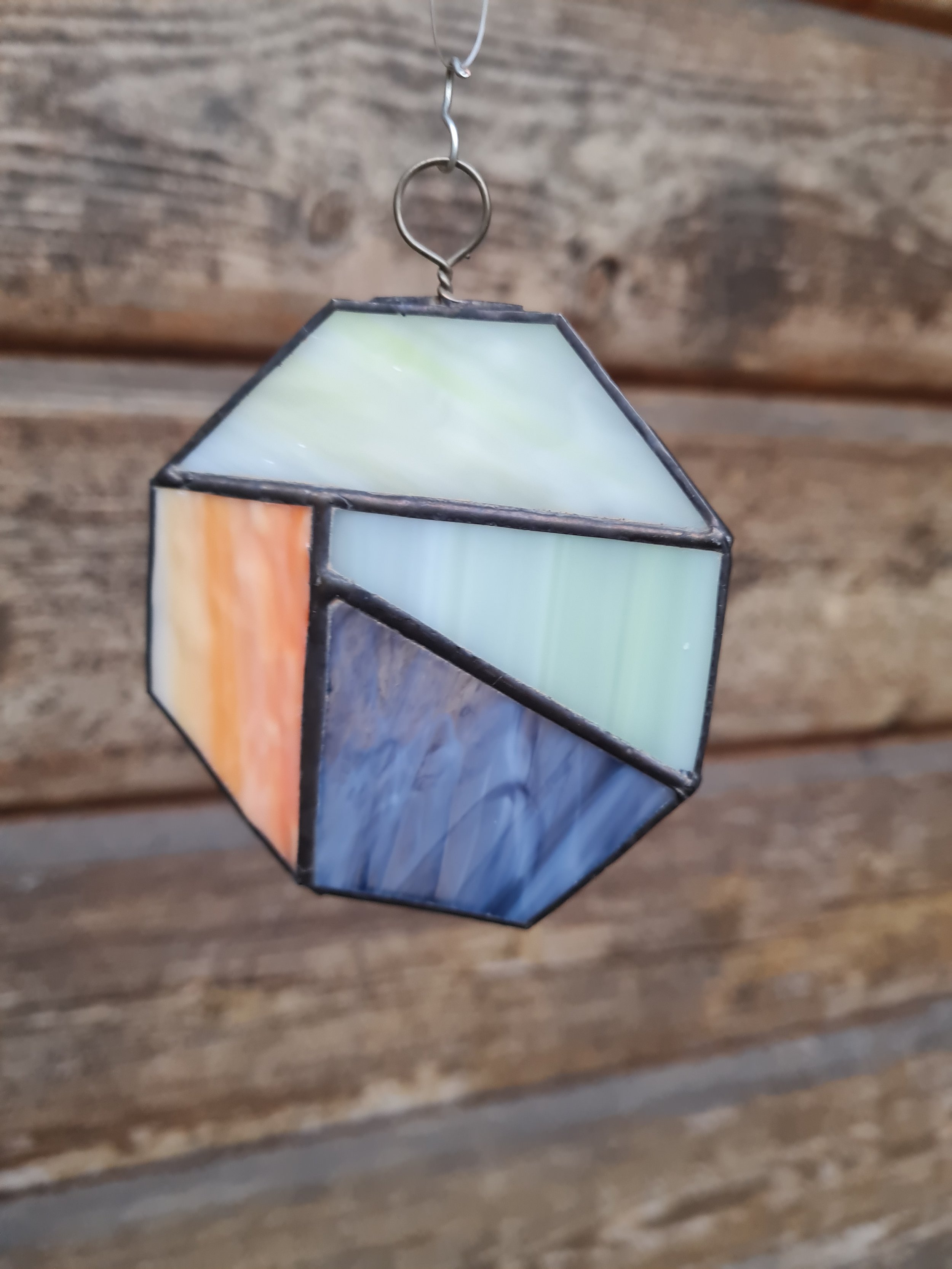 Hexaganal bauble