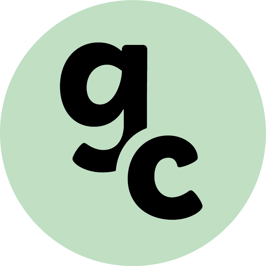 Blå, grön och vit bokstavskarta med bokstäverna a, g och c