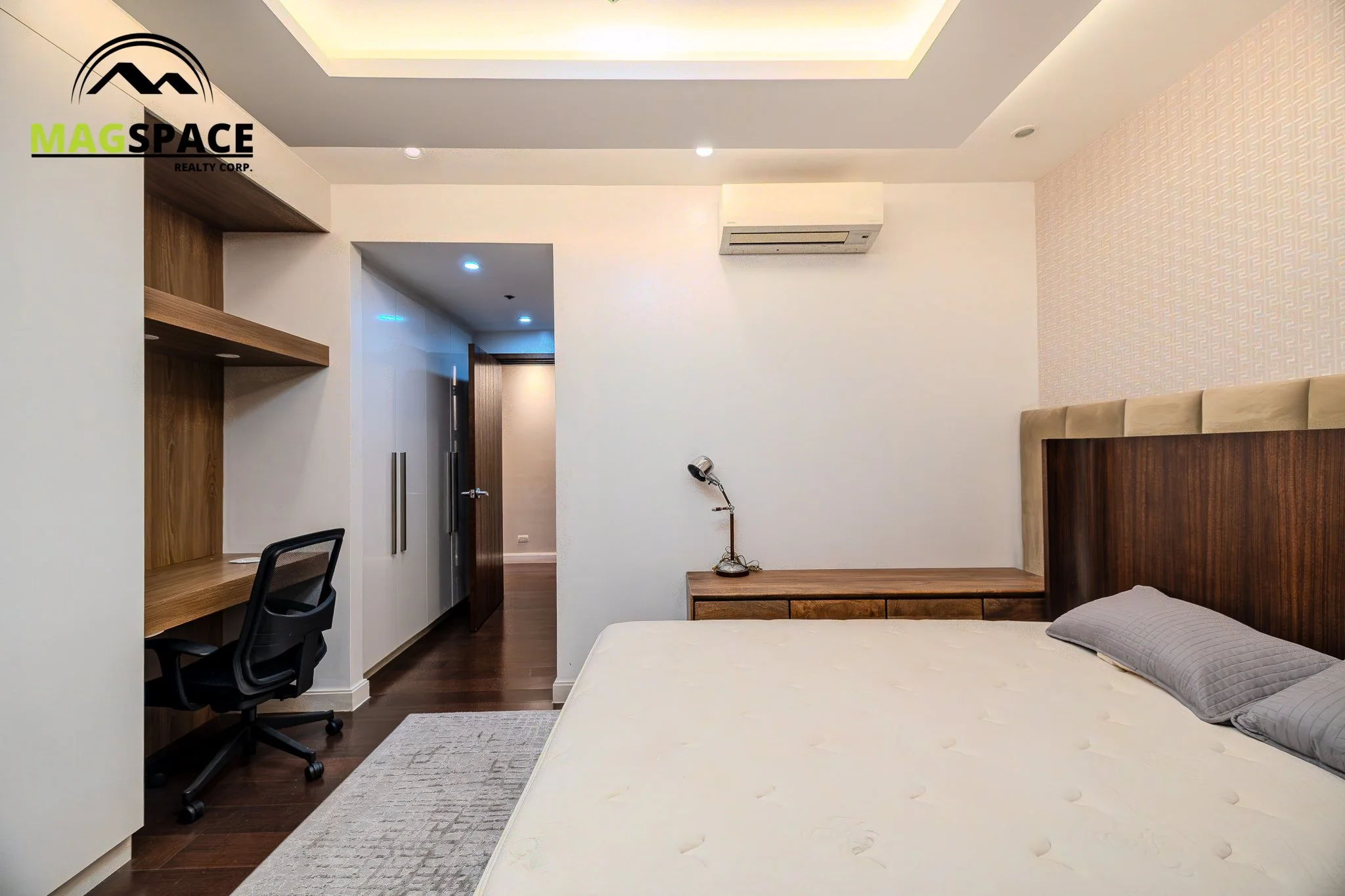 The Suites 9E - 2BR--9.jpg