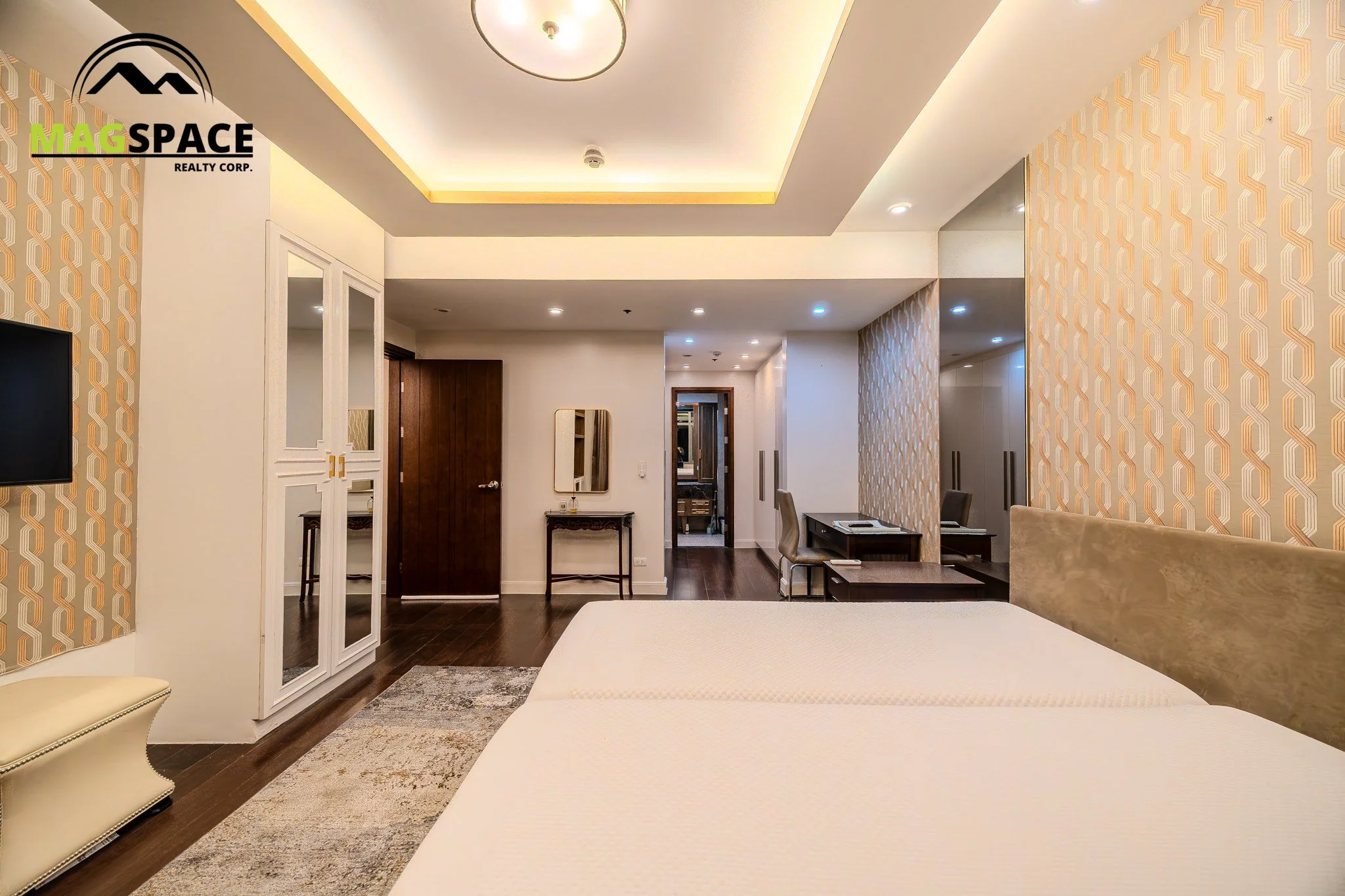 The Suites 9E - 2BR--17.jpg