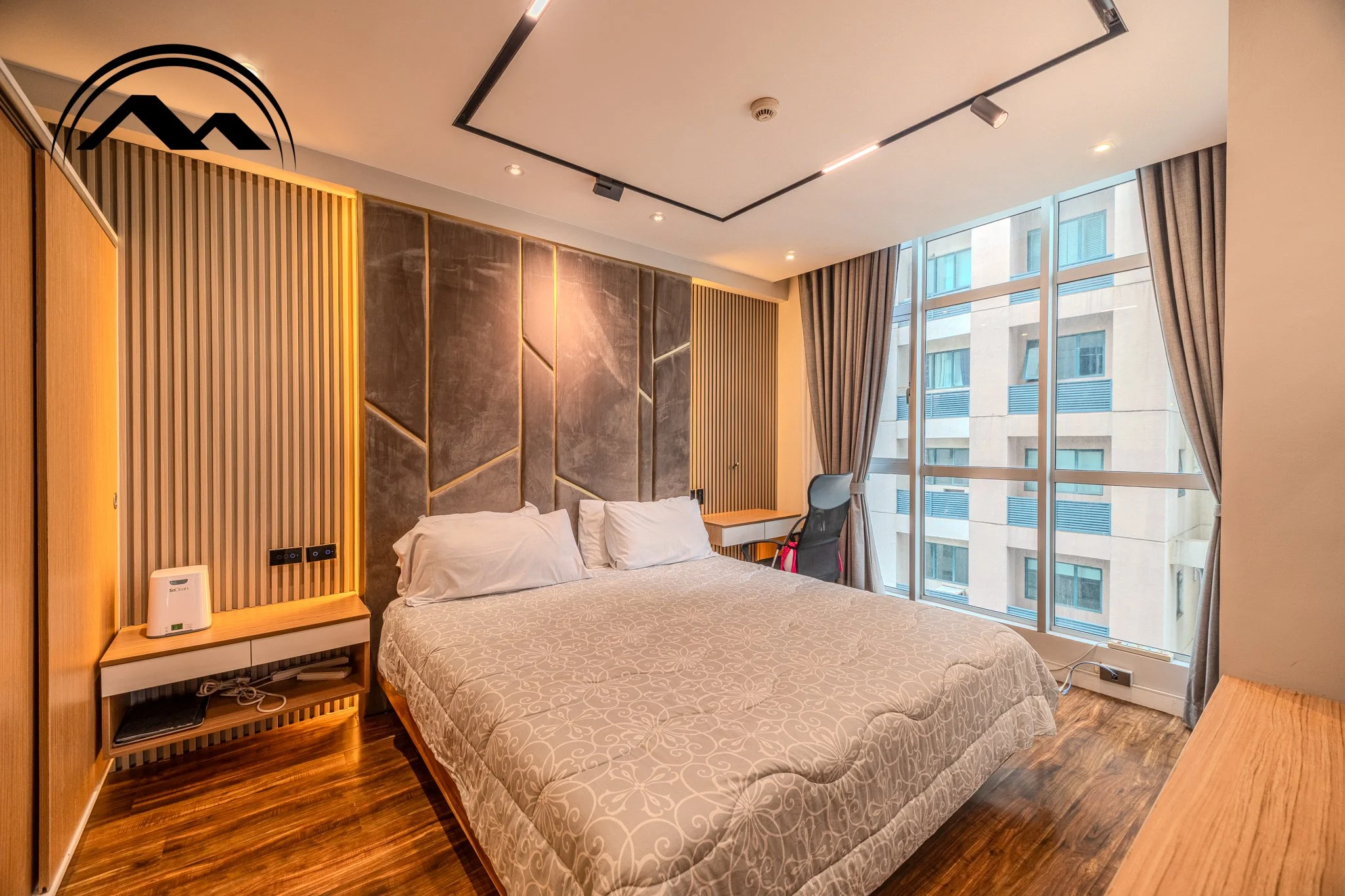 Cresent Park 3BR C&F--8.jpg