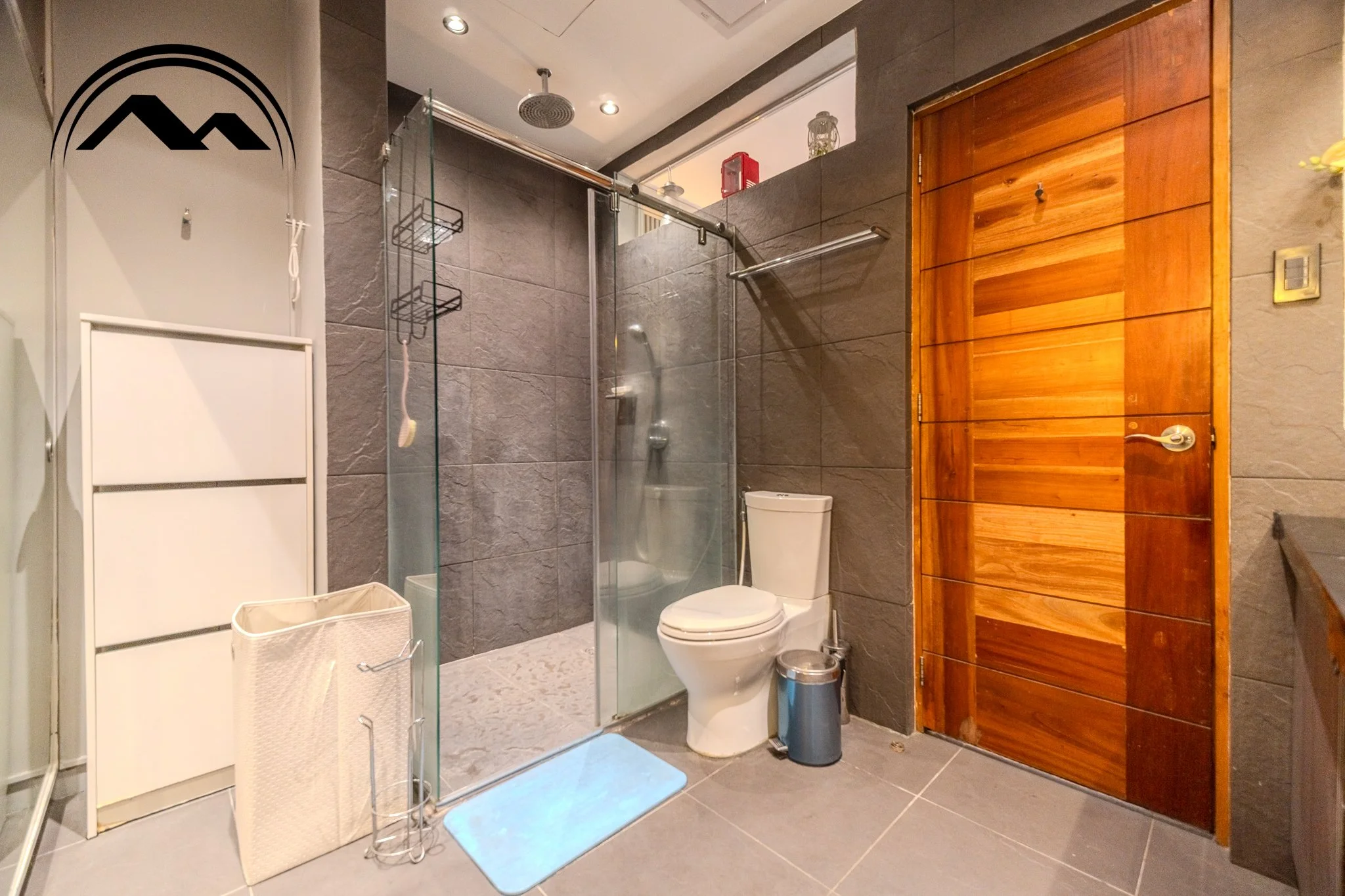 Cresent Park 3BR C&F--12.jpg