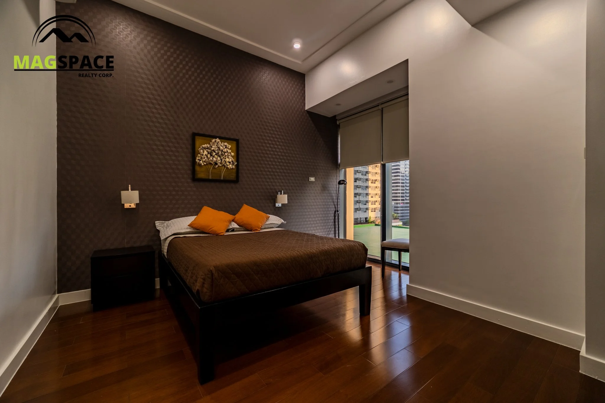 Grand Hyatt 3br--15.jpg