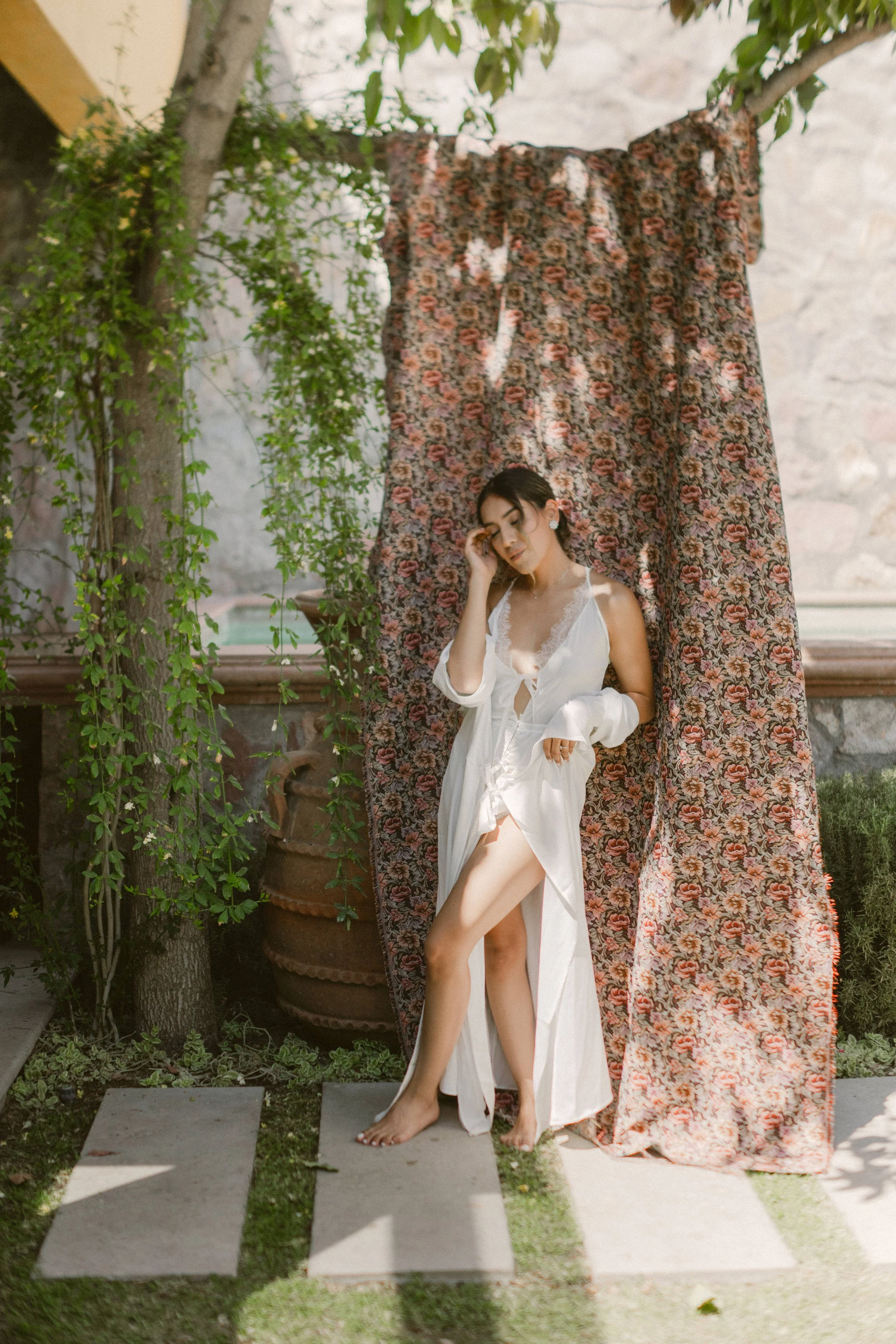 BRIDE GETTING READY  MEXICO WEDDING PHOTOGRAPHER